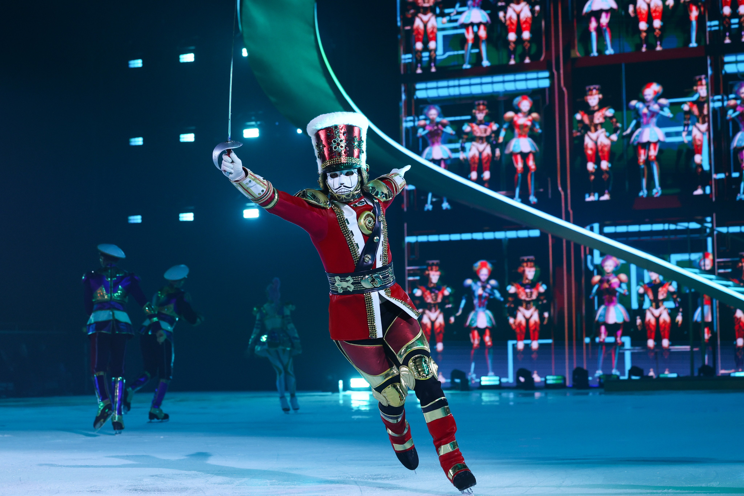 «Больше чем шоу» 14.11.2025. Спортивный и репортажный фотограф Антон Тереханов