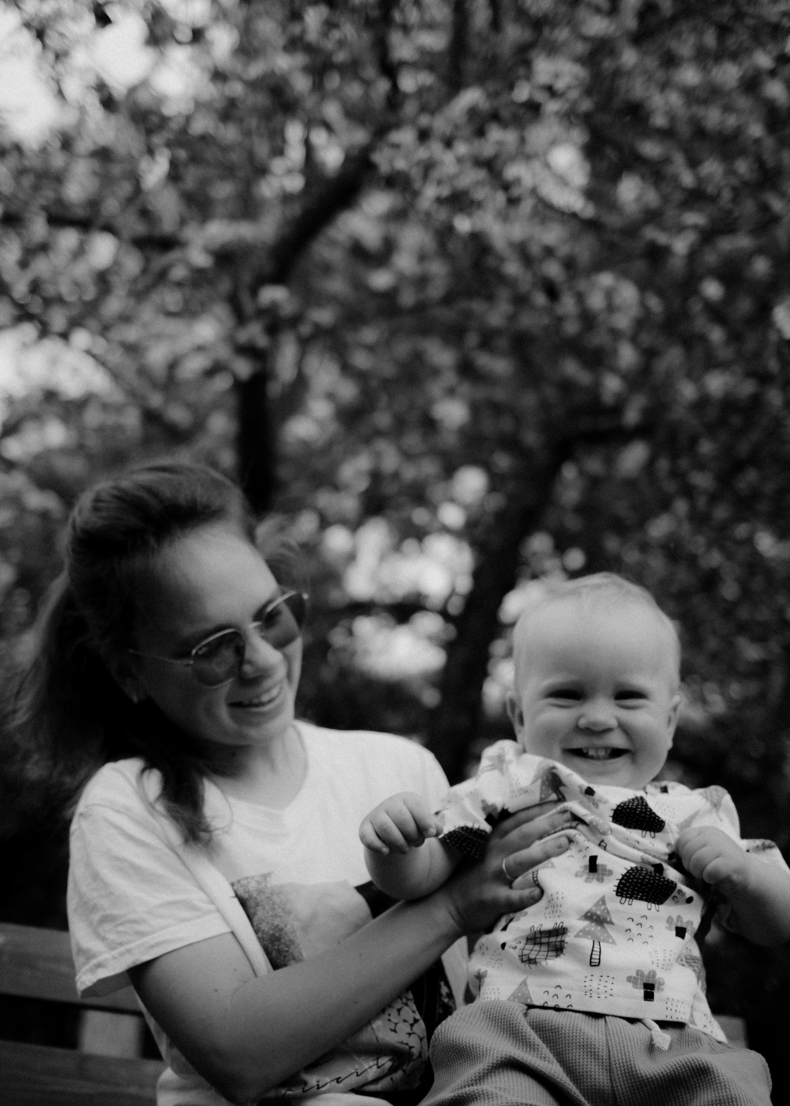 Бабушка Ира, мама Даша и маленький Ваня. Александра Крашевская. Портретный фотограф в Москве и Санкт-Петербурге