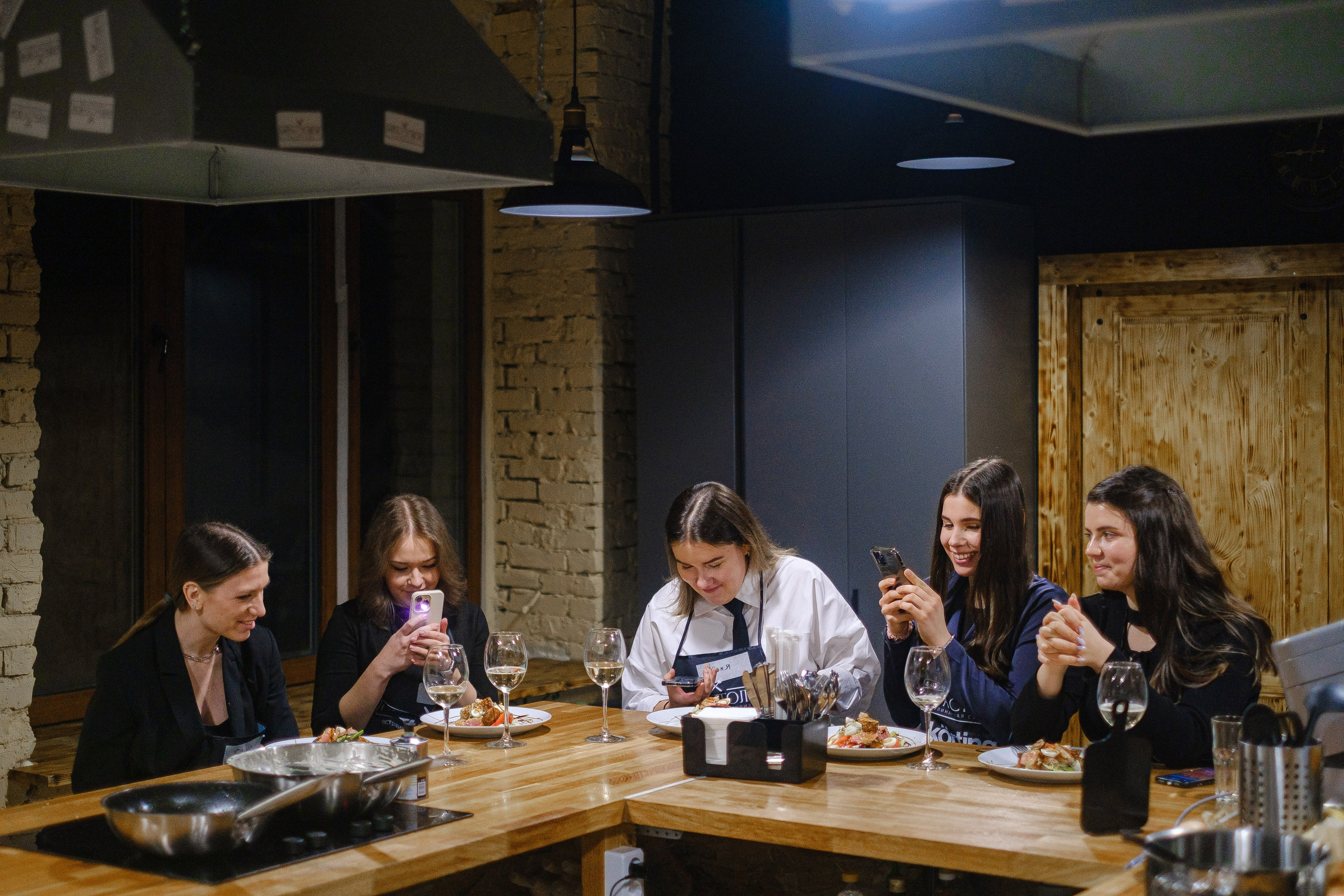 ИГРА СТОЛОВ. Фотограф Мария Хлебникова Санкт-Петербург Москва