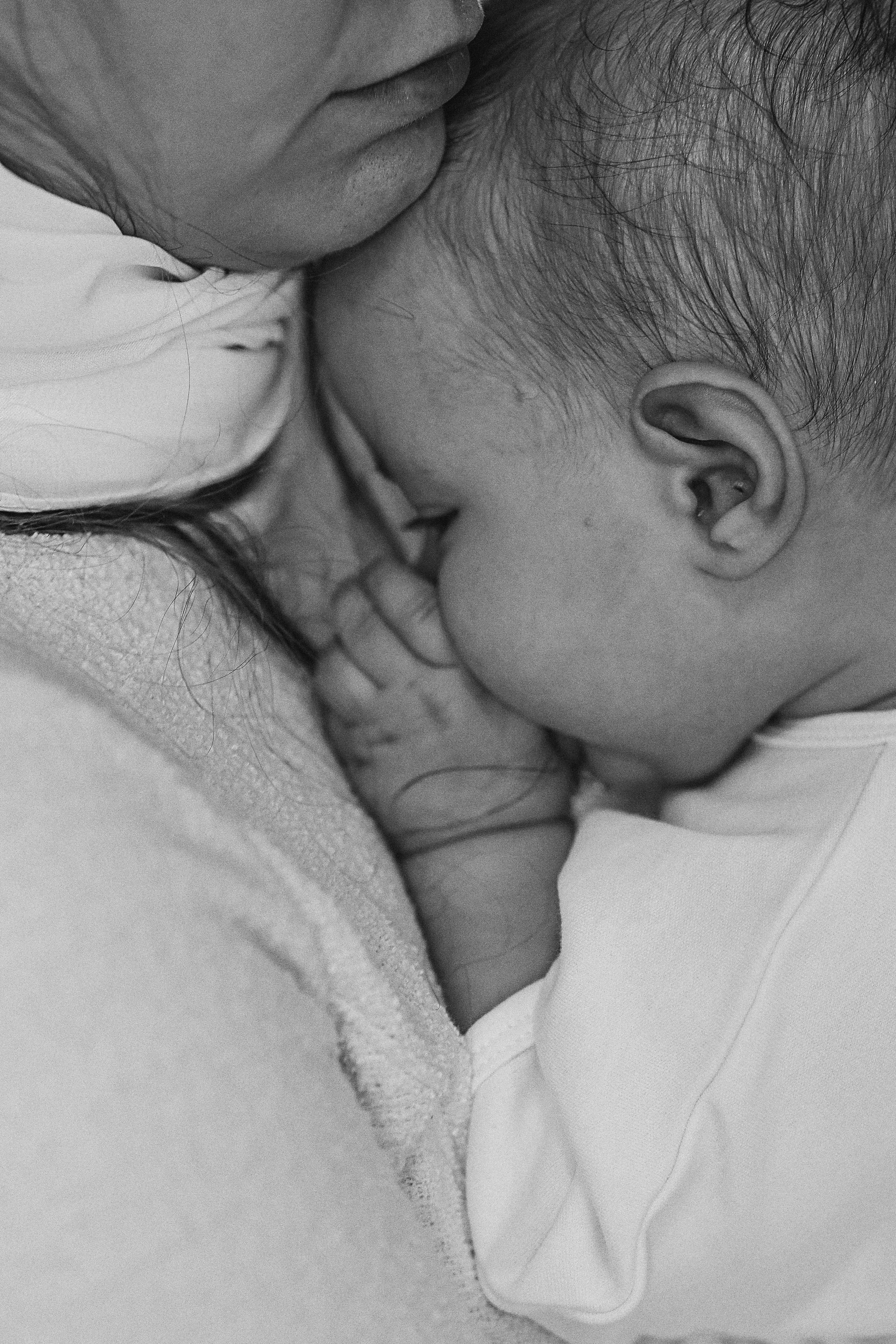 Крещение церковь около моста влюбленных. Семейный фотограф Тюмень, фотограф на роды Салмина Мария