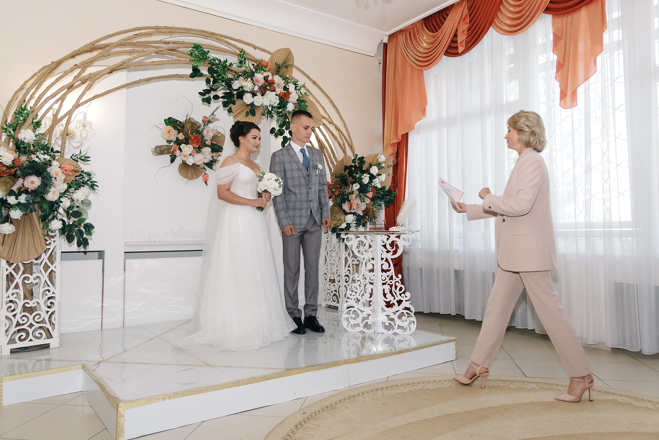 Роман и Карина. Фотограф Волжский Екатерина Егорова