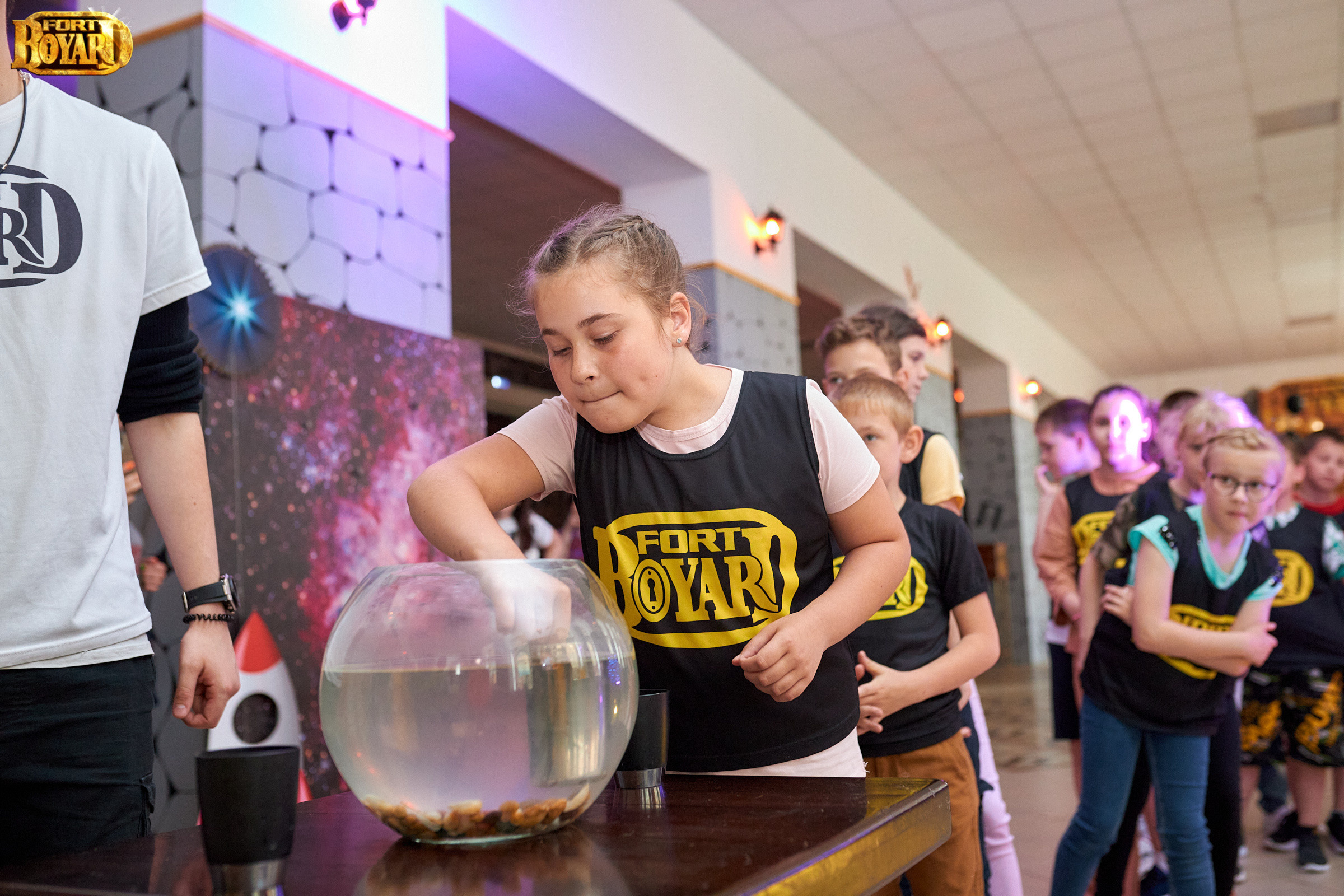 Форд Боярд. Выпускной 4 класс. Фотограф Валерий Савиовский