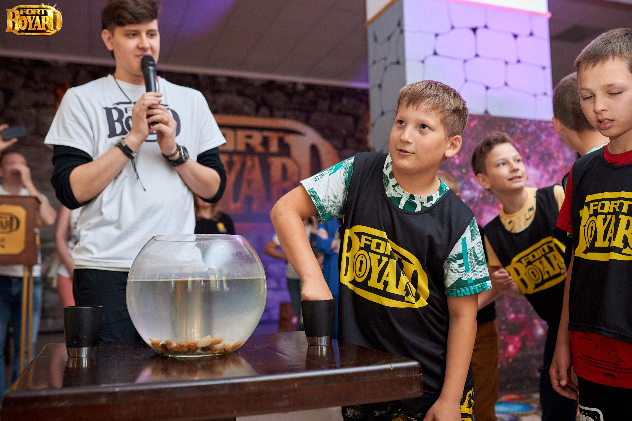 Форд Боярд. Выпускной 4 класс. Фотограф Валерий Савиовский