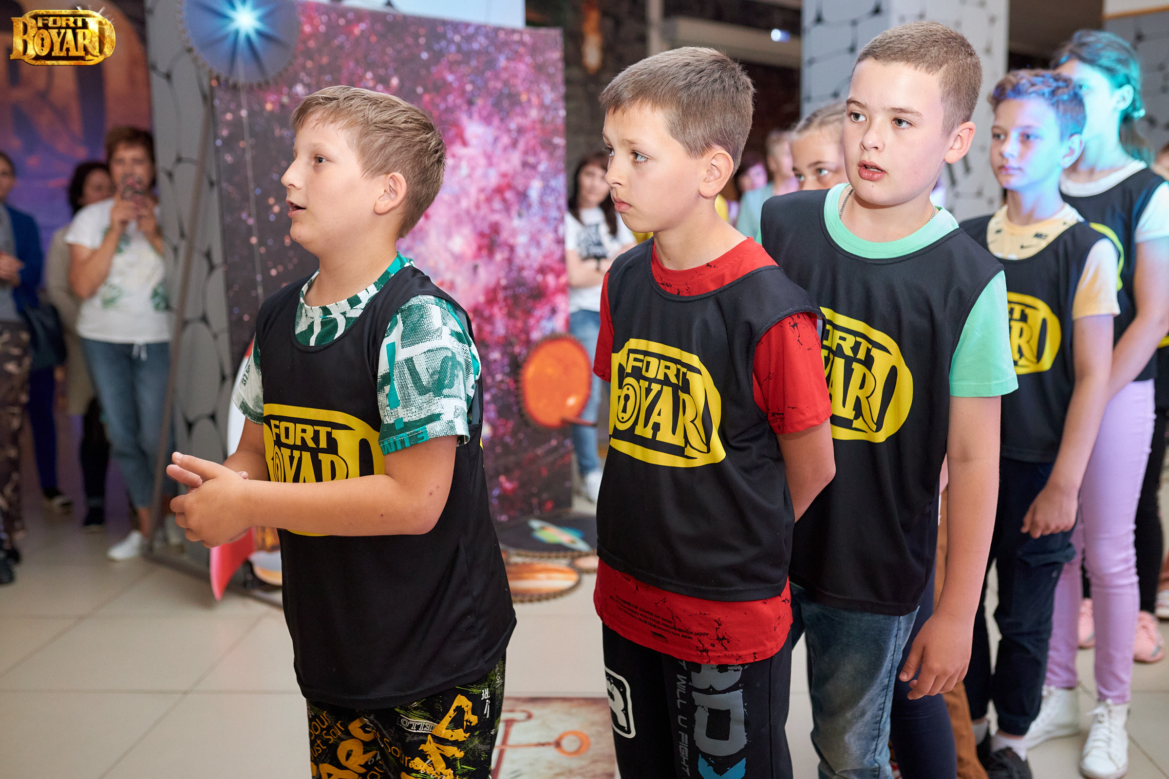 Форд Боярд. Выпускной 4 класс. Фотограф Валерий Савиовский