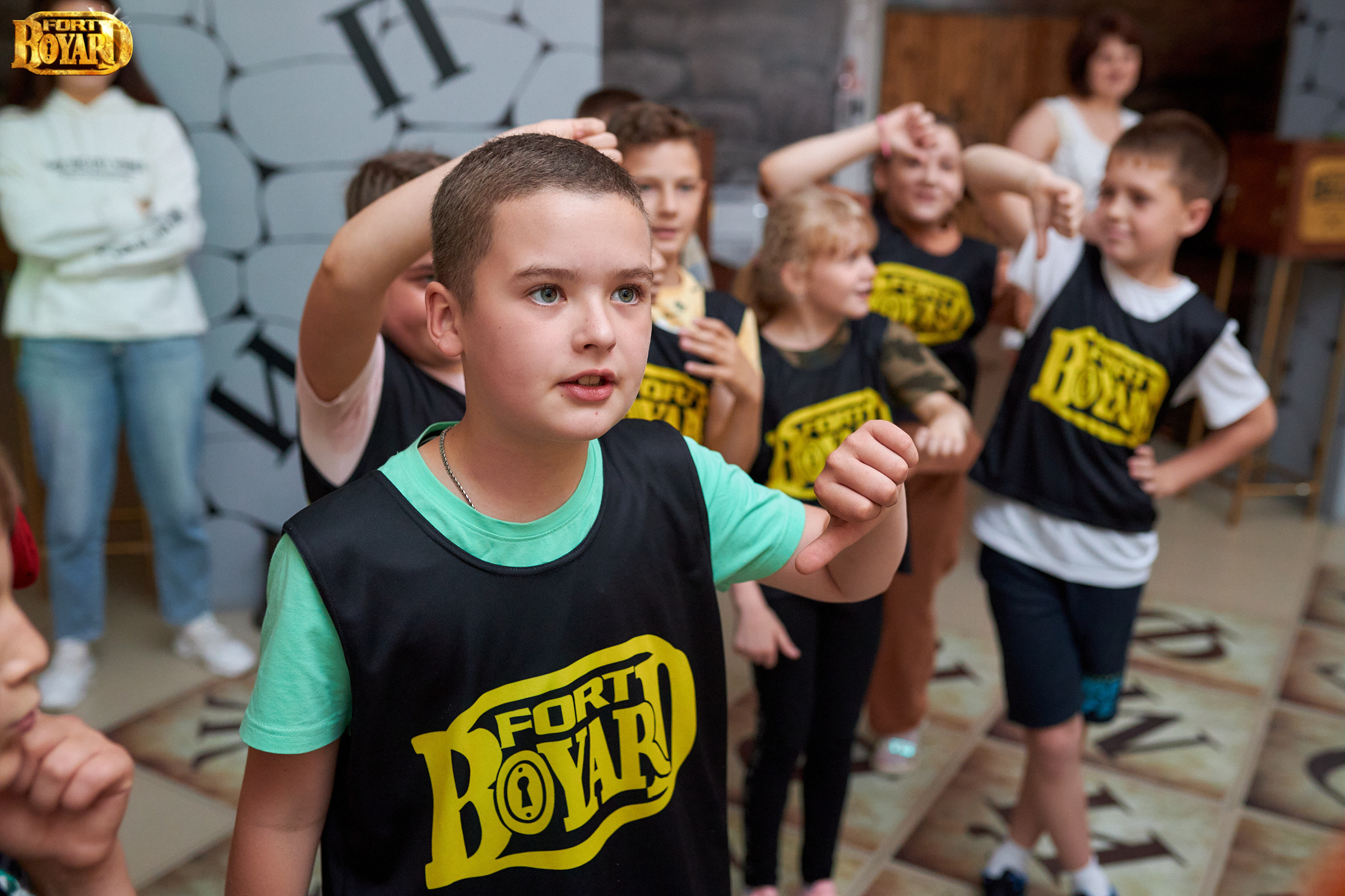 Форд Боярд. Выпускной 4 класс. Фотограф Валерий Савиовский