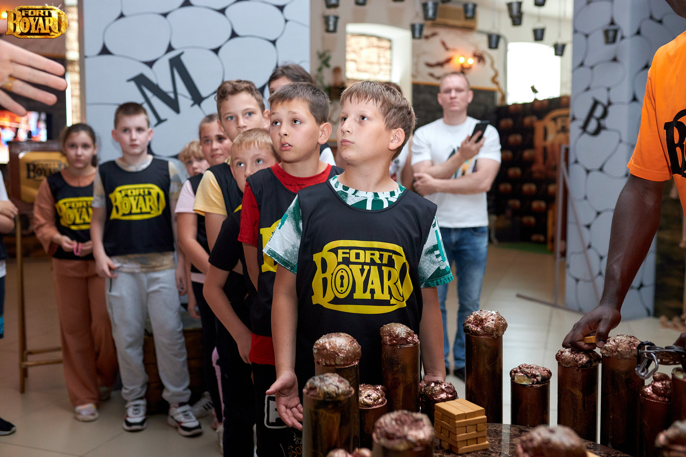 Форд Боярд. Выпускной 4 класс. Фотограф Валерий Савиовский