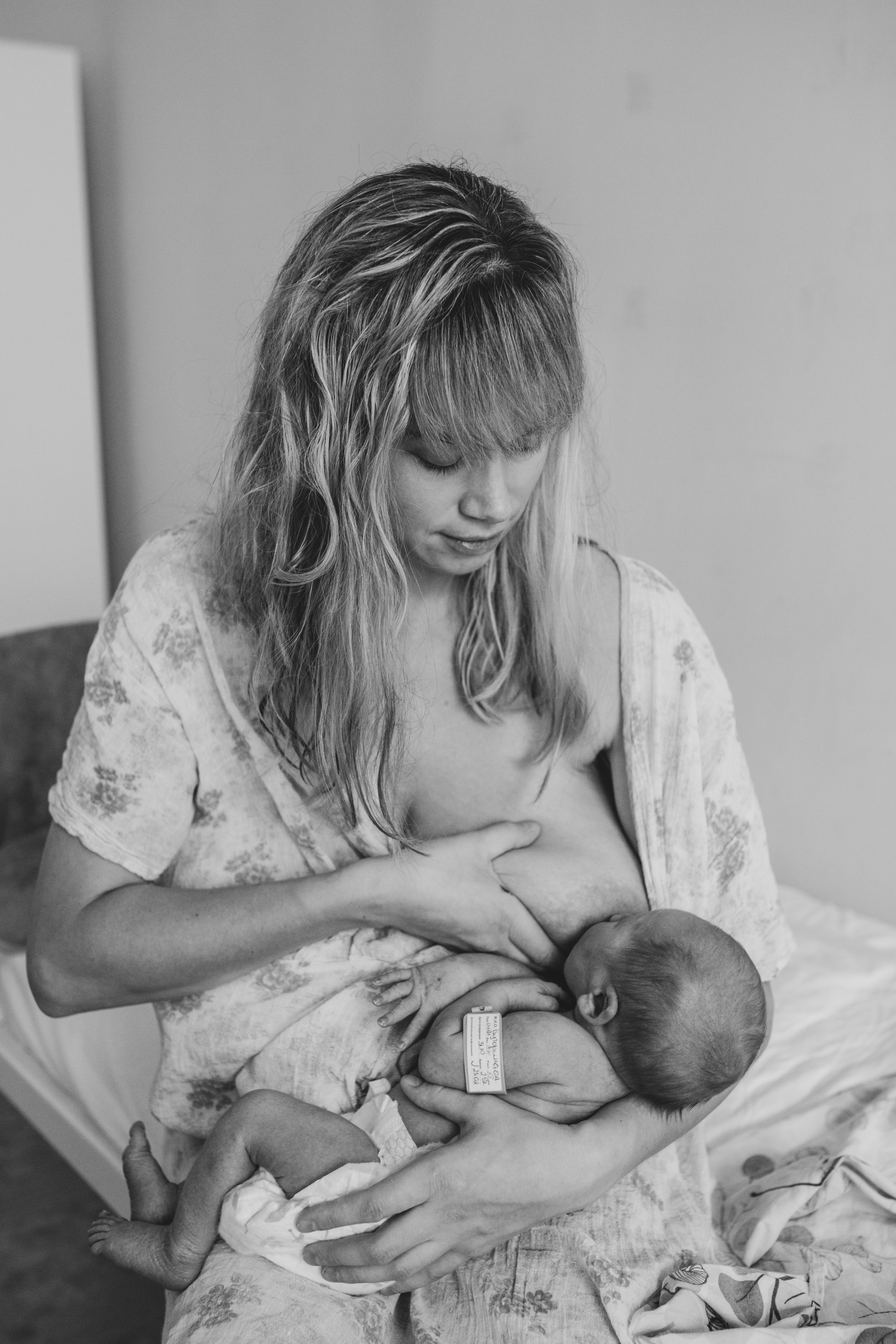 Фотопроект ко дню недоношенного ребенка в НИИ ОММ. Фотограф для мам Екатеринбург