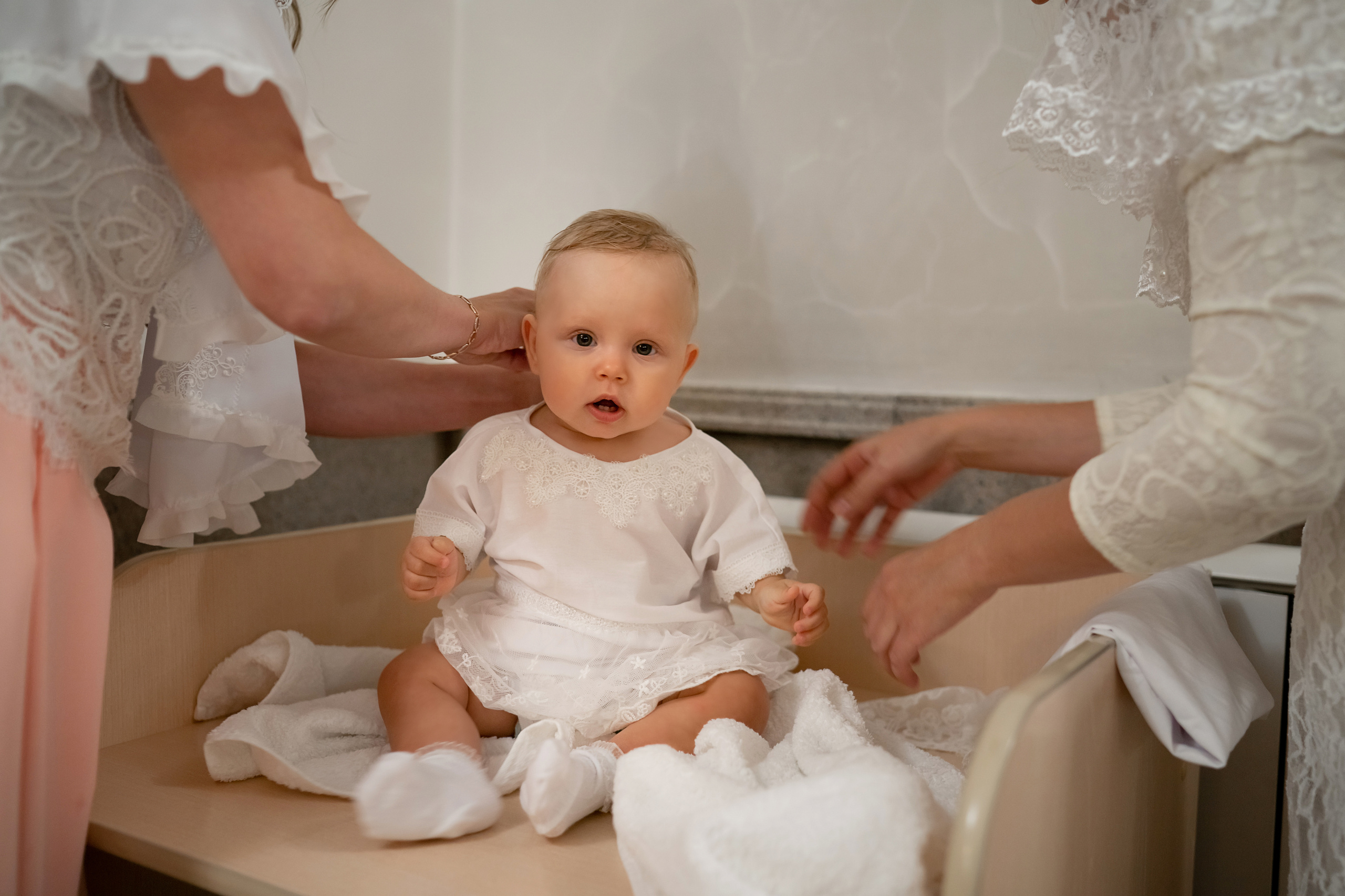 Крещение Златы Храм Рождества Христова. Фотограф на Крещение и Венчание в Красноярске Рамазанова Юлия