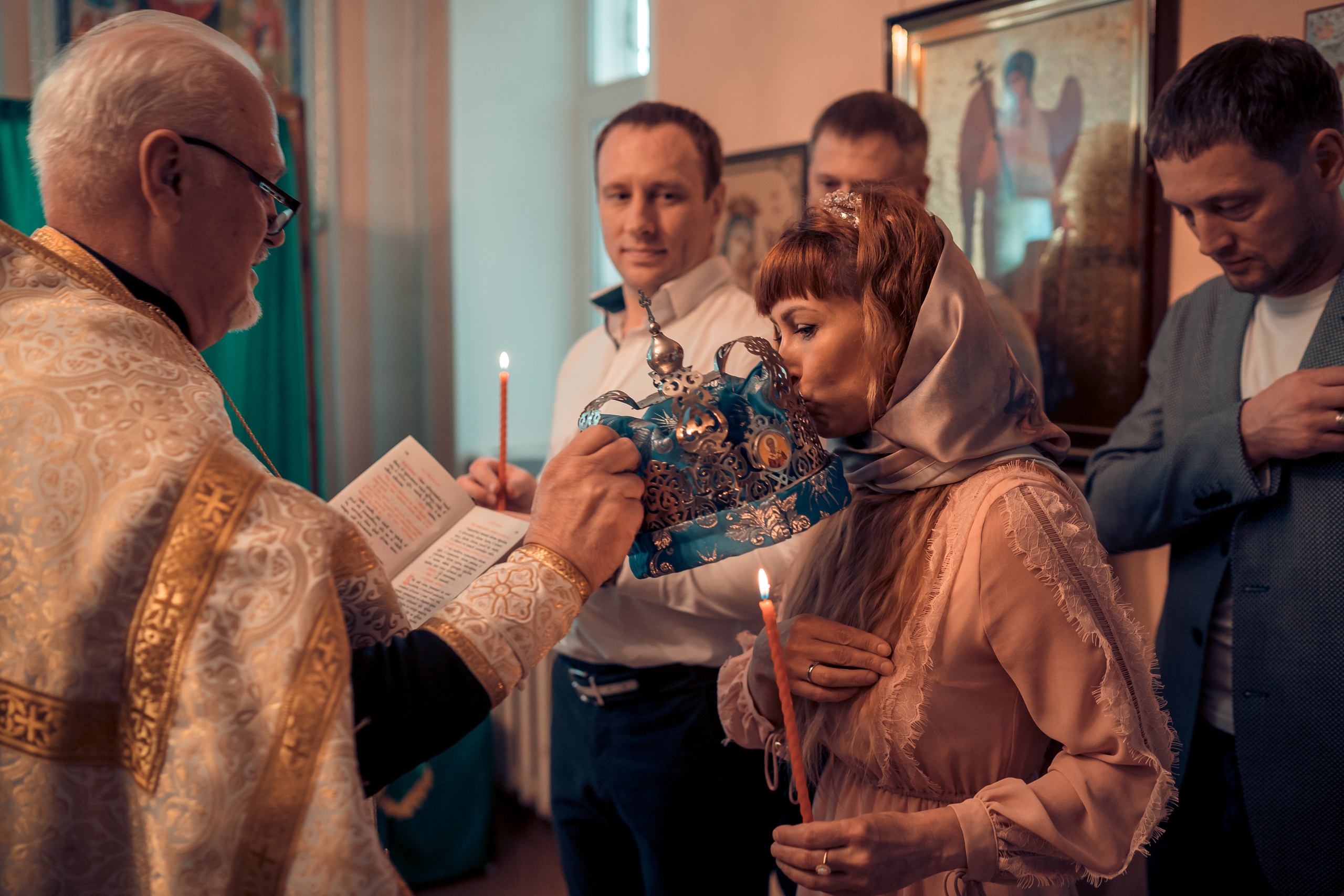 Таинство Венчания Евгения и Ирины Храм Праведного Иосифа Обручника. Фотограф на Крещение и Венчание в Красноярске Рамазанова Юлия