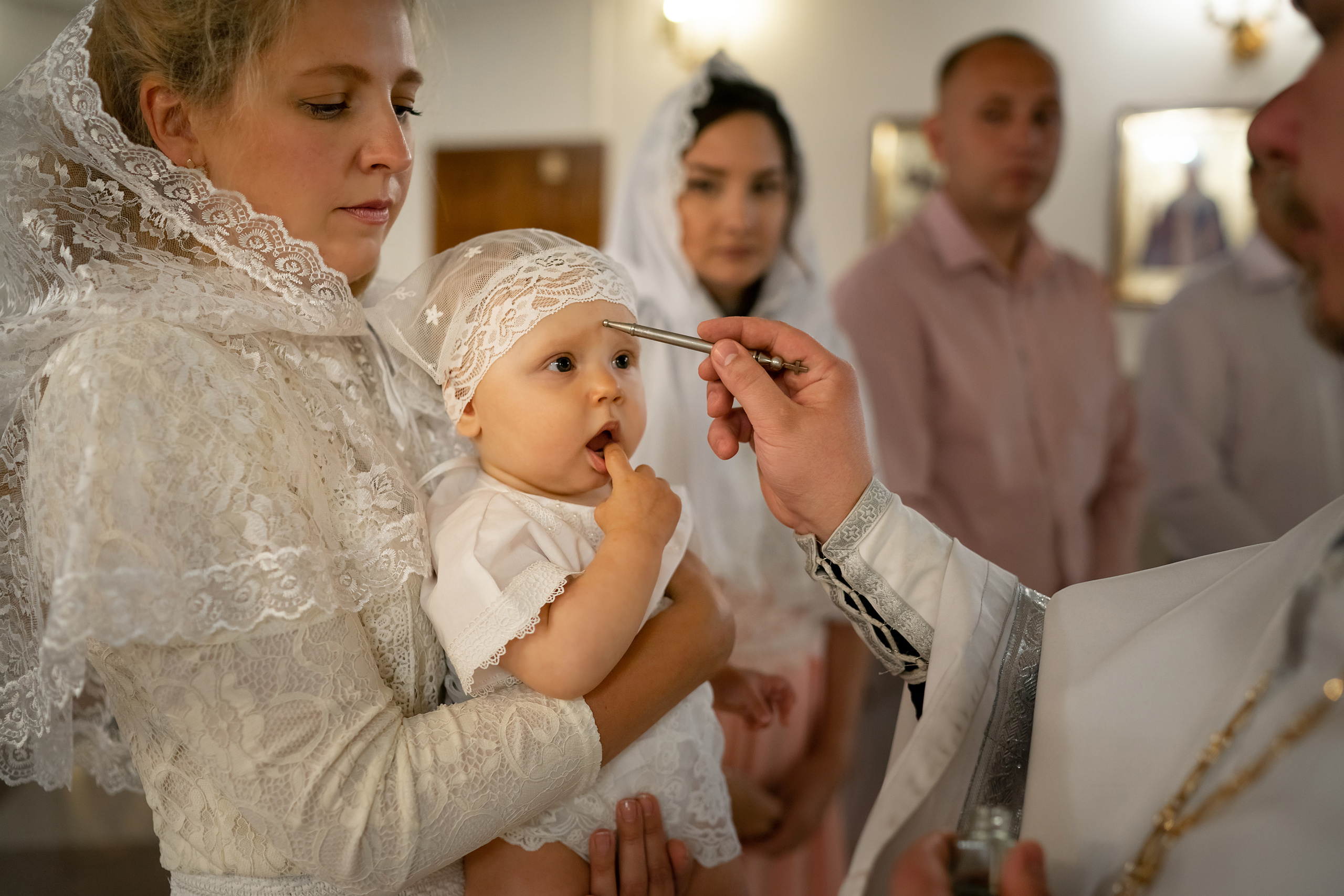 Крещение Златы Храм Рождества Христова. Фотограф на Крещение и Венчание в Красноярске Рамазанова Юлия