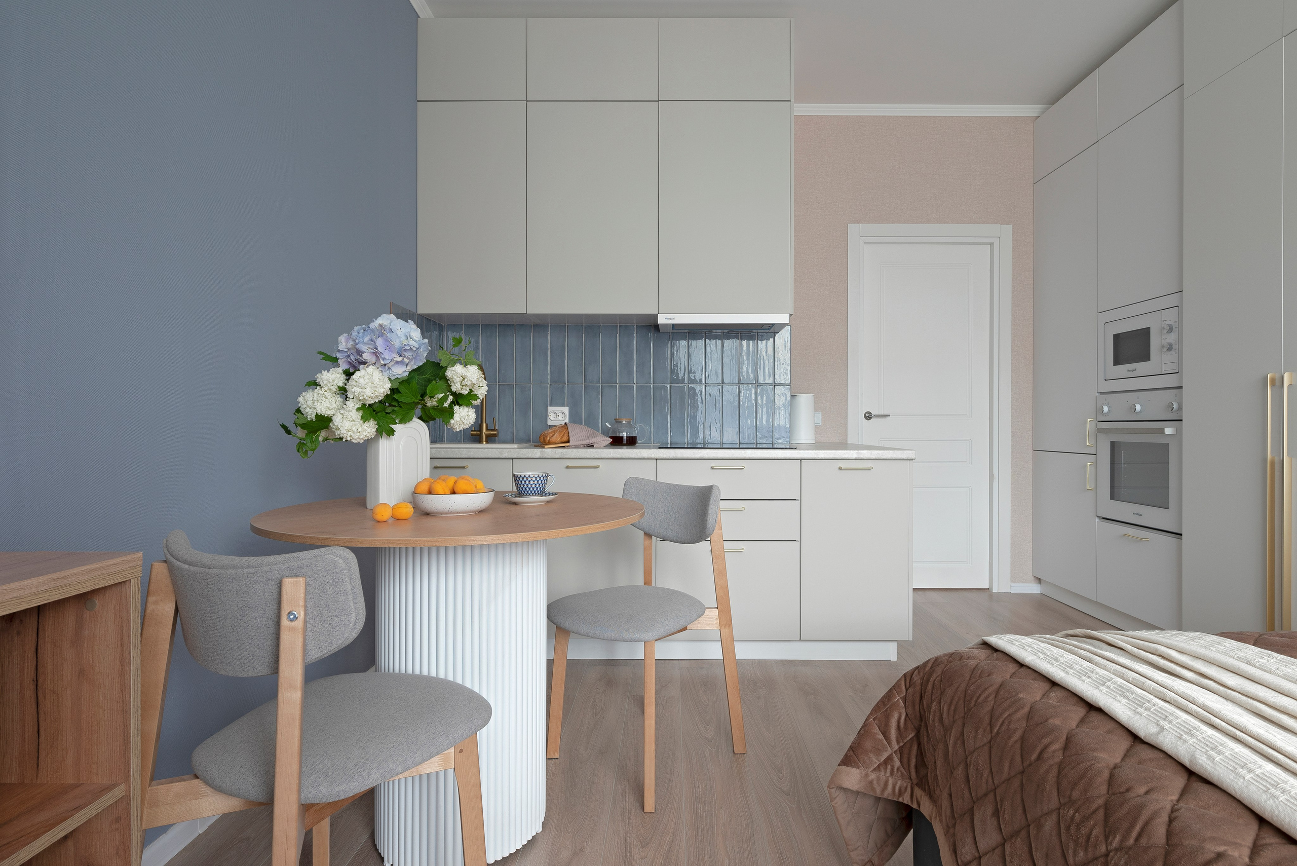 Любоград. Главная