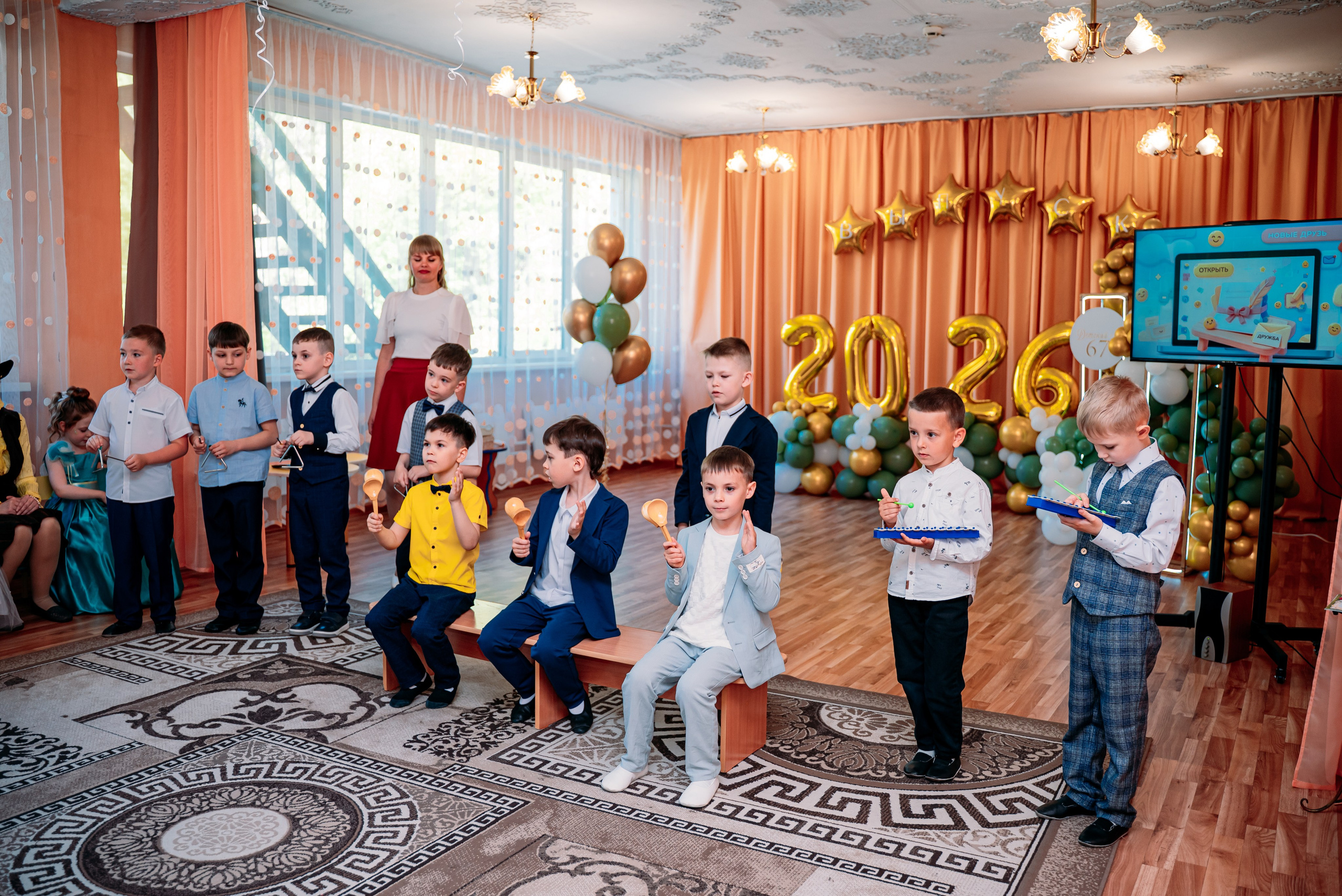 Выпускной 2026 детский сад 67. Фотограф Алёна Царькова. Киселевск