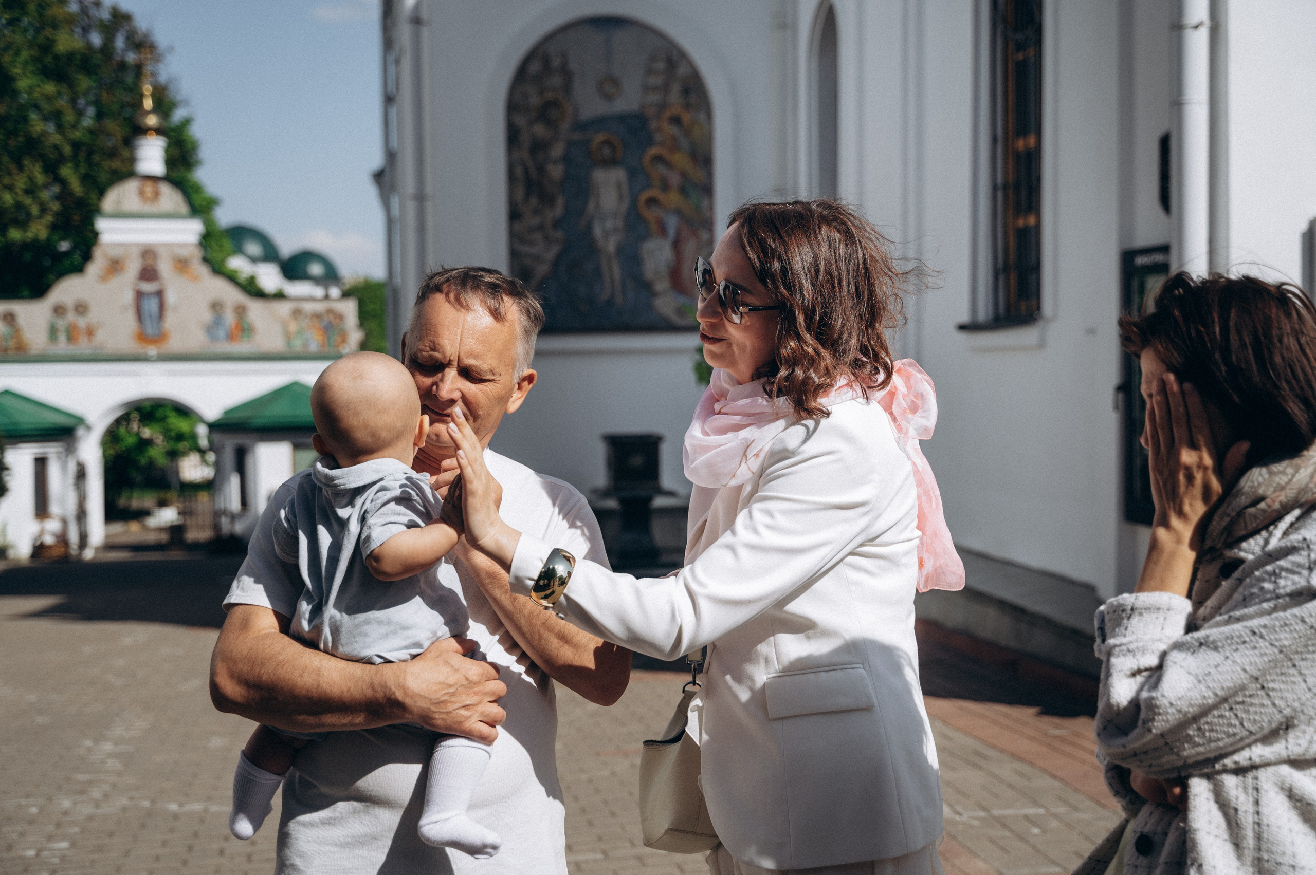 Крещение Мии и Льва. Семейный фотограф в Минске Дарья Дреко