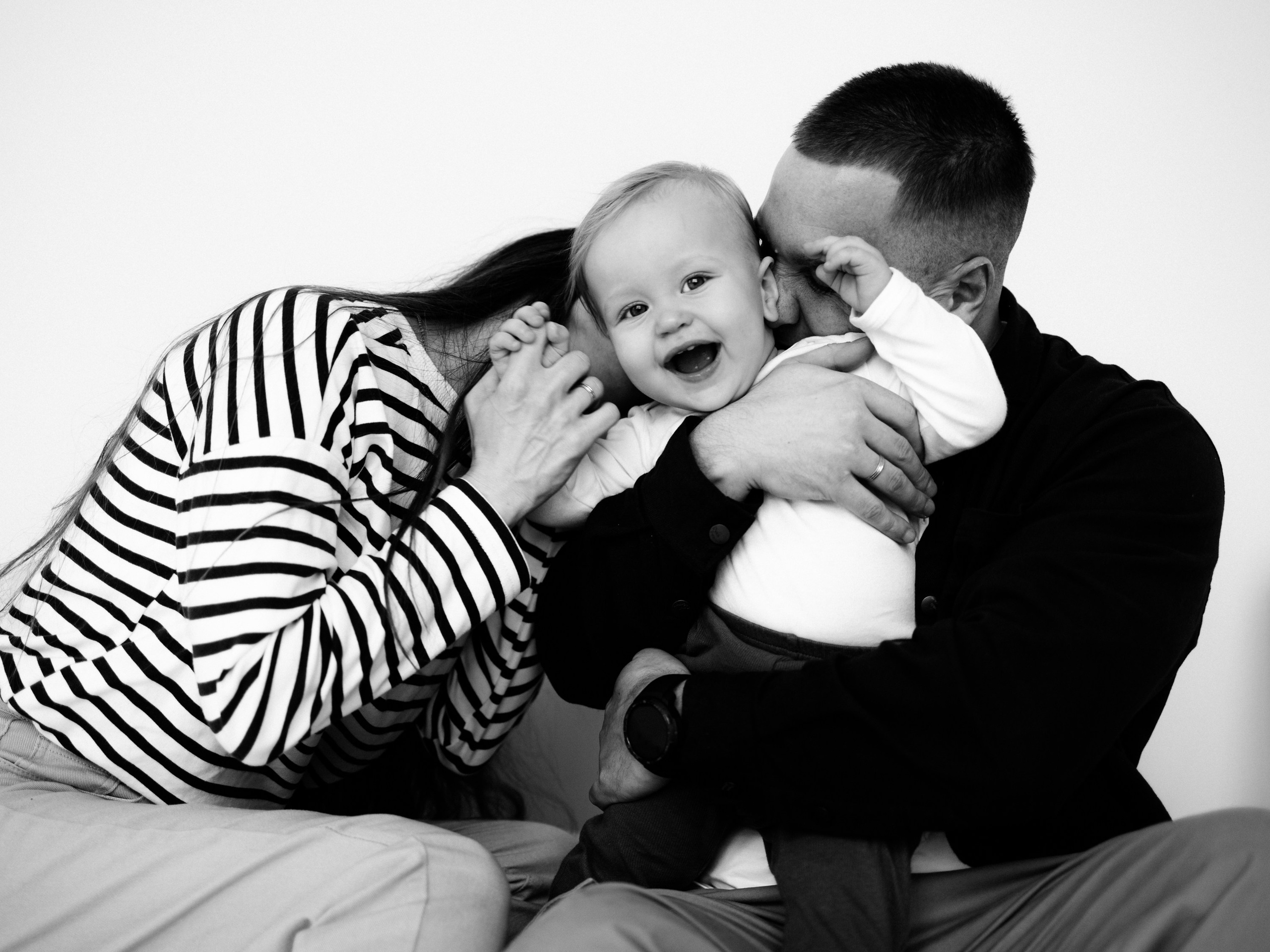 К годику Михаила — зал Песок. Семейный фотограф в Краснодаре Храмова Анна