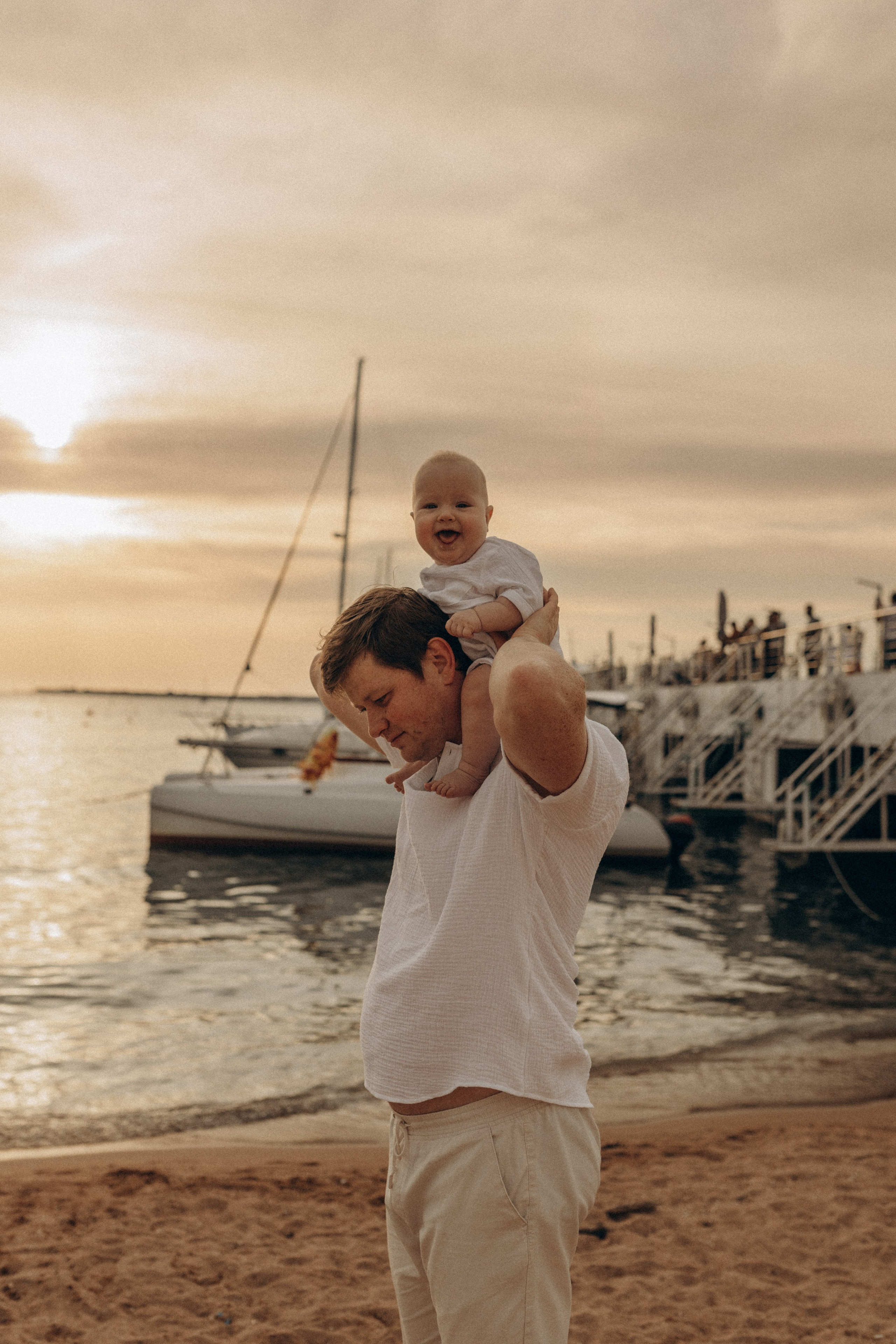 Антон Таня и Даня. Семейный фотограф в Новороссийске и Анапе Александра Яковлева