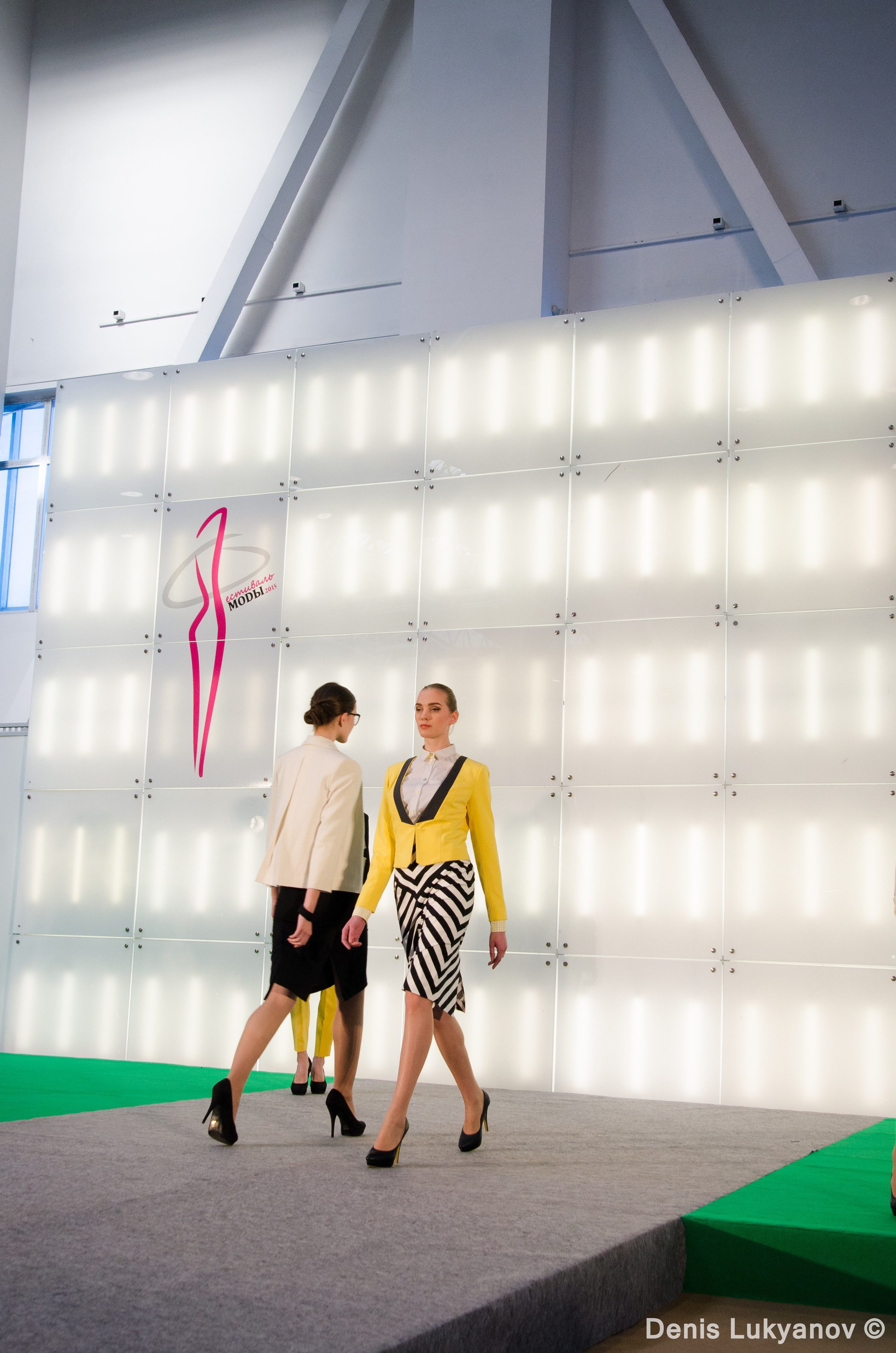 Формула Моды.Континент. Свадебный и семейный фотограф Денис Лукьянов в Краснодаре, Краснодарском крае и Республике Крым