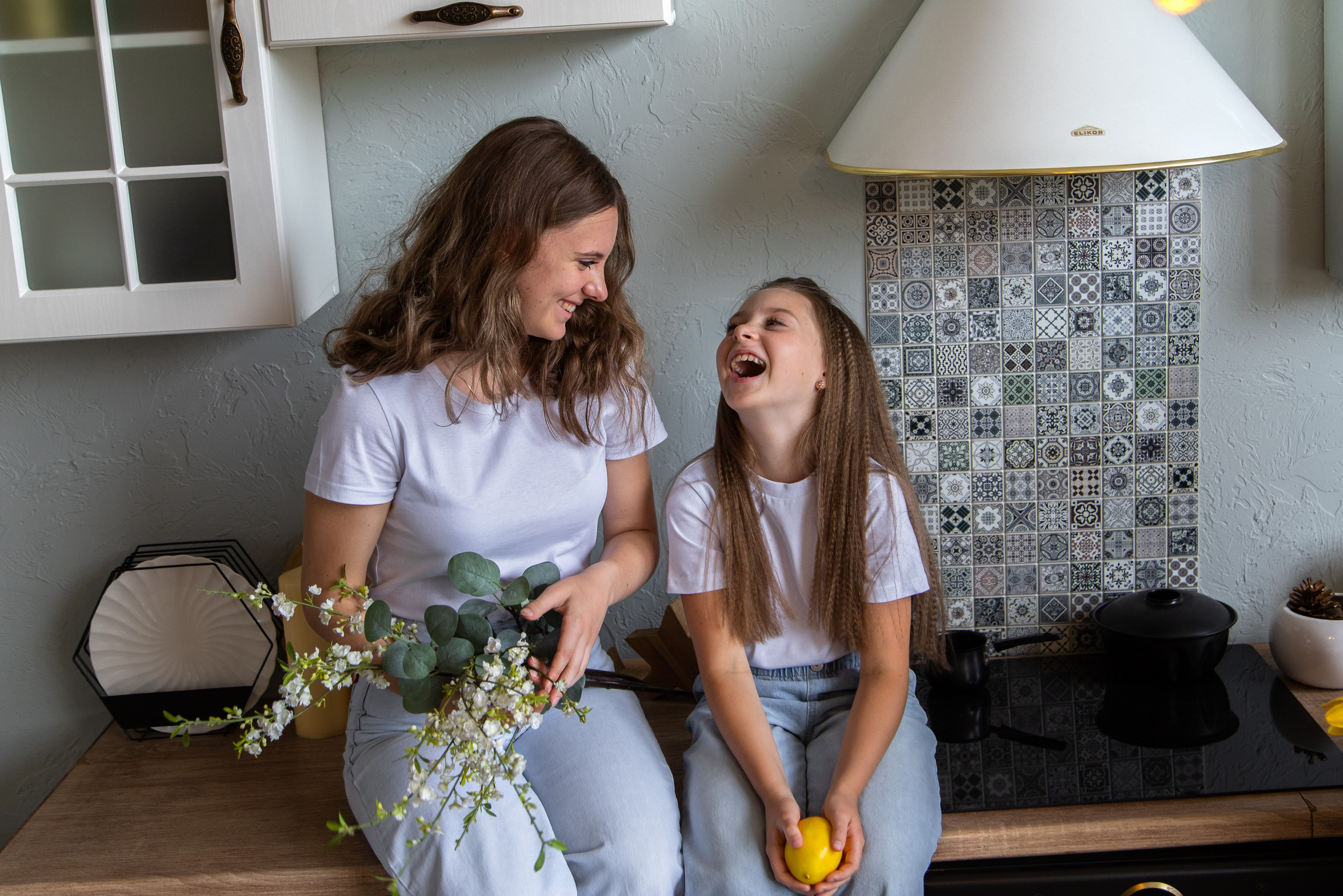 Семейная фотосессия, детские съемки, в студии и дома Сергиев Посад. Фотограф Марина Побединская