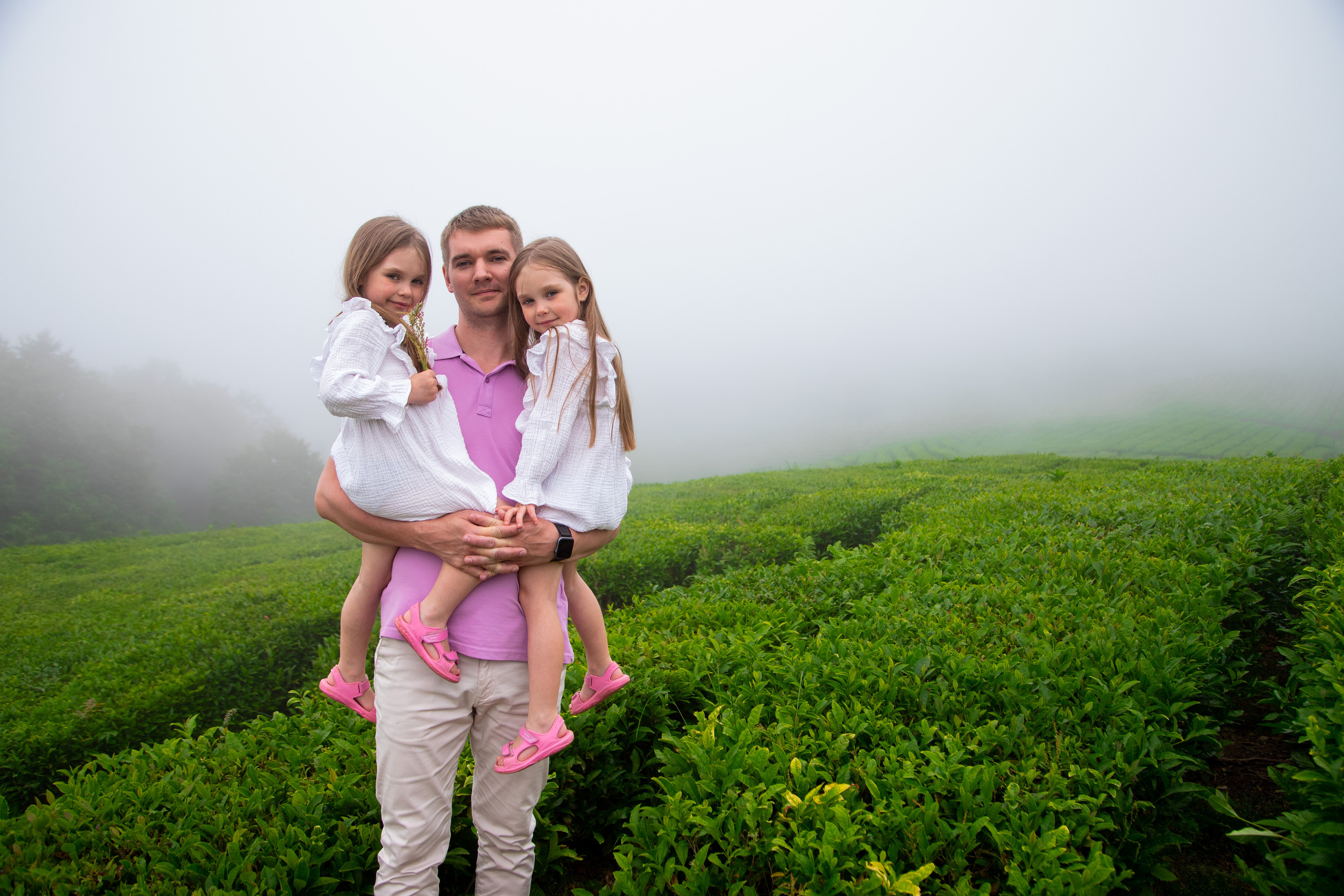Семейная фотосессия, детские съемки, в студии и дома Сергиев Посад. Фотограф Марина Побединская