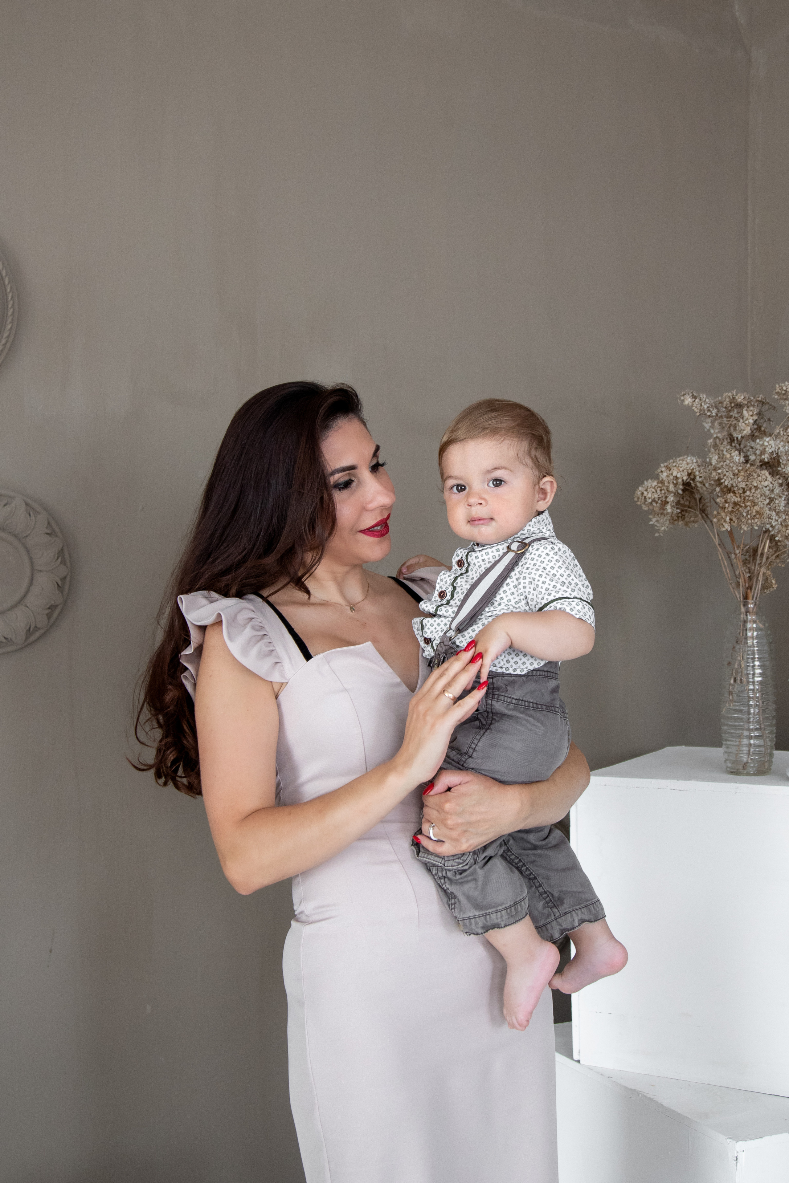 Семейная фотосессия, детские съемки, в студии и дома Сергиев Посад. Фотограф Марина Побединская