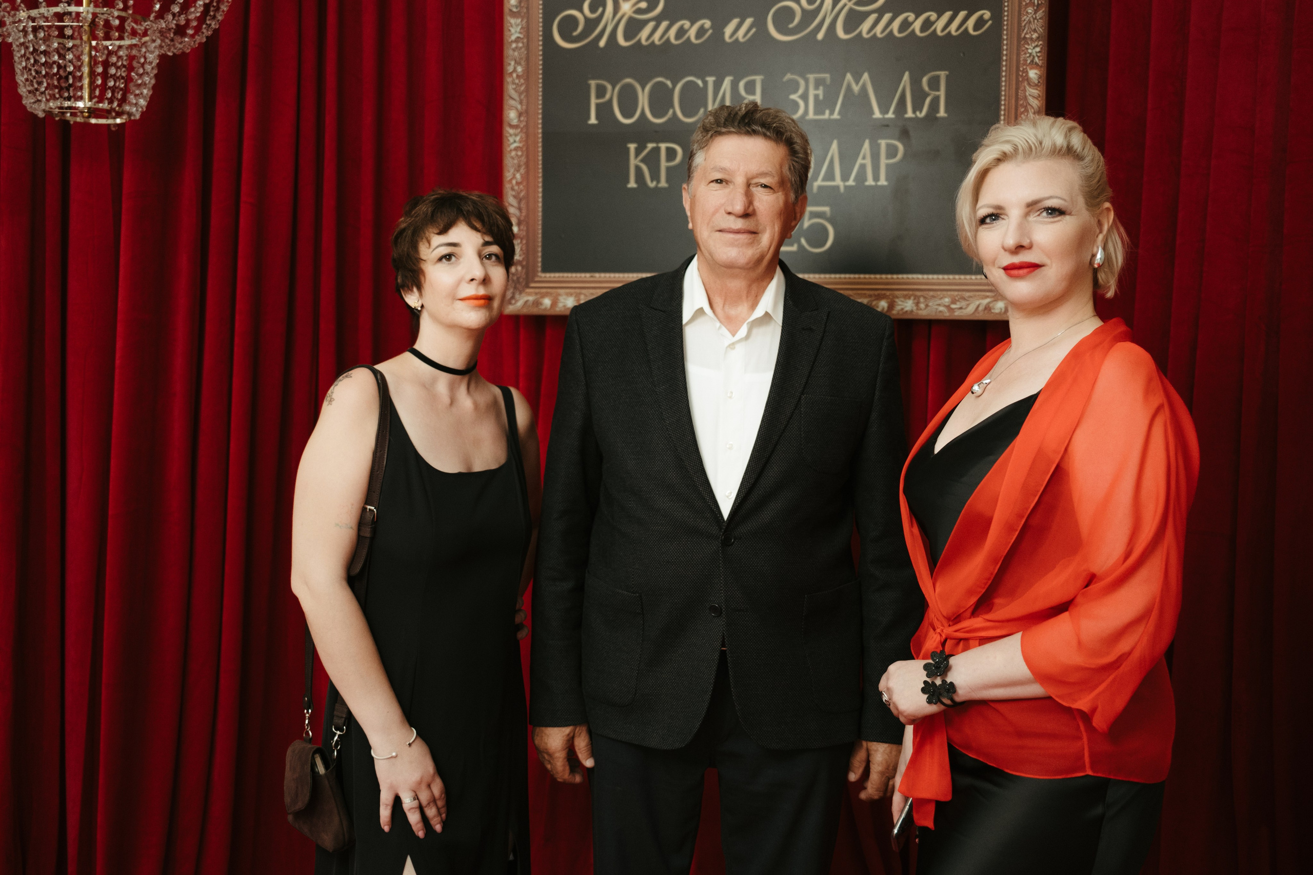 Мисс и Миссис Россия Земли Краснодар 2025. Свадебный и репортажной фотограф Денис Ожигин в Краснодаре и Краснодарском крае