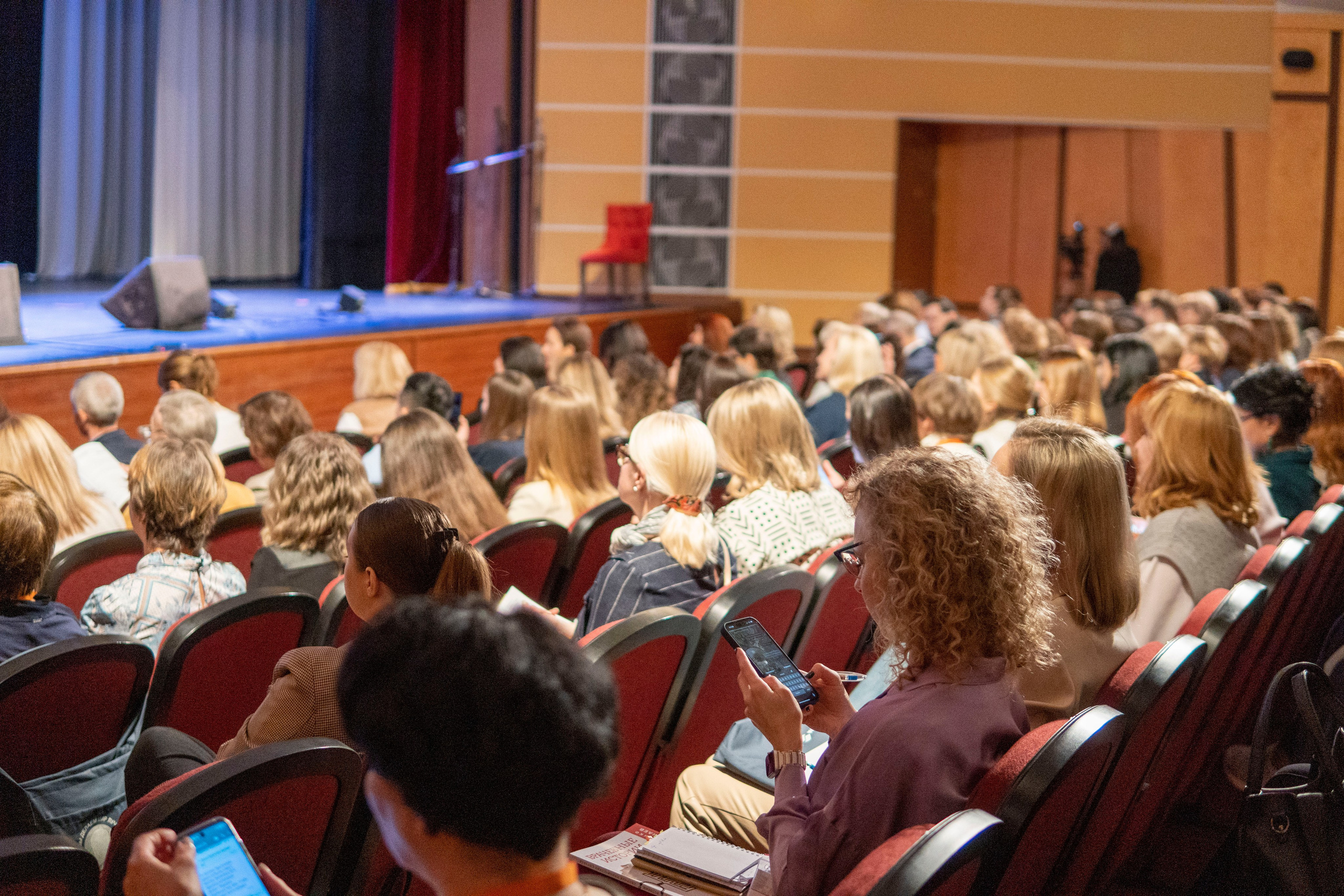 Issam Kirov. Фотограф Киров Токарева Марина