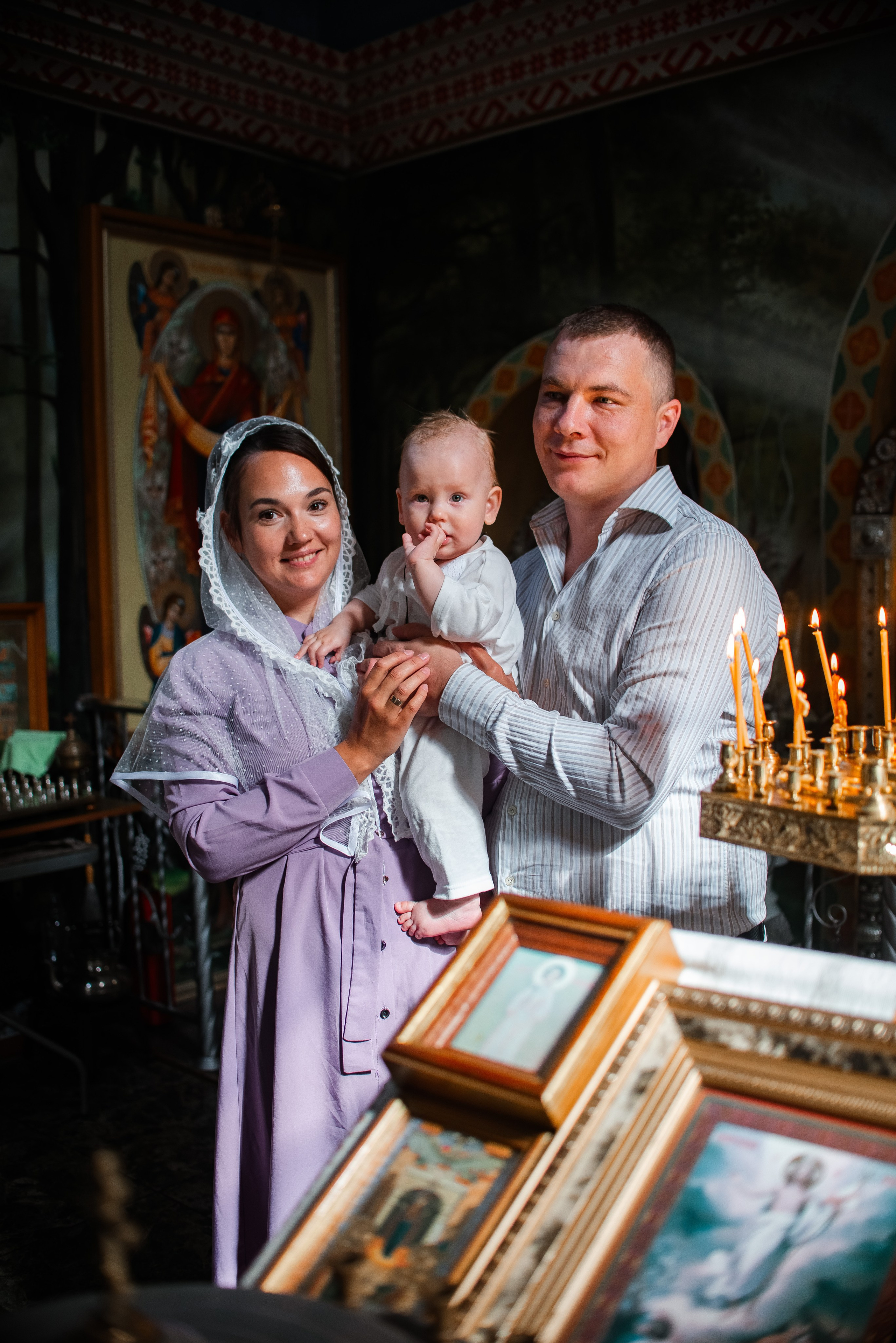Крещение Михея в хр. Младенца Гавриила. Семейный фотограф на выписку из роддома и крещение Минск Настя Гришук