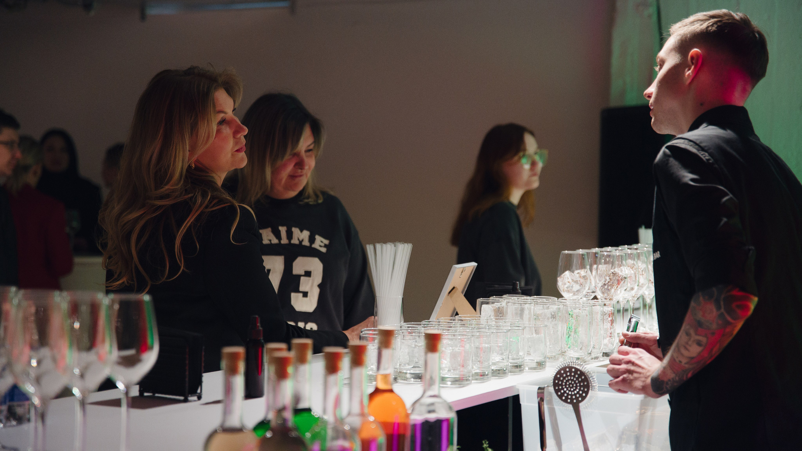 Бекстейдж показа «Новые Имена» собака.ru|ДЛТ. Портретный и репортажный фотограф в Санкт-Петербурге