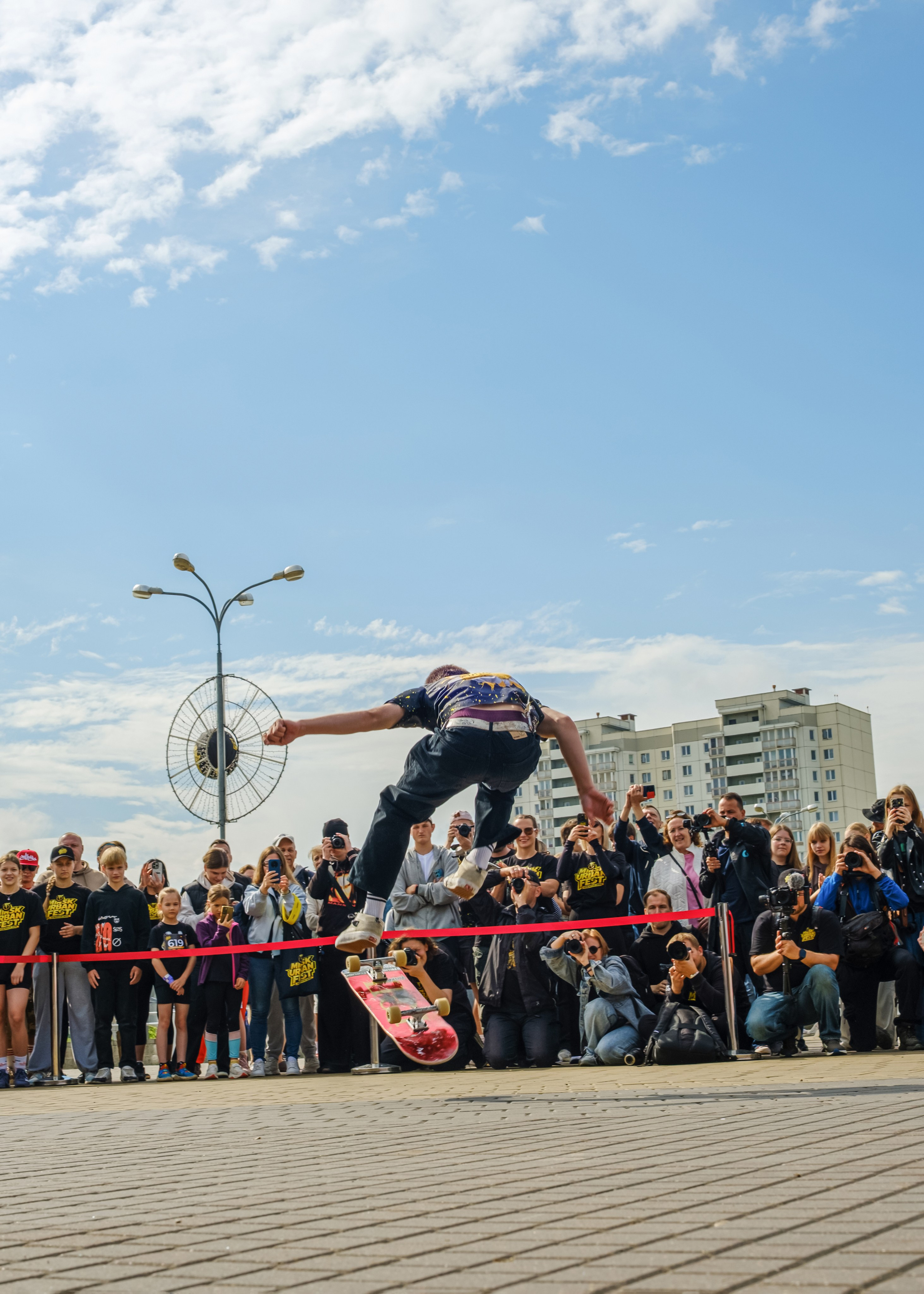 Urban Fest. Https://www.instagram.com/paparrazzio