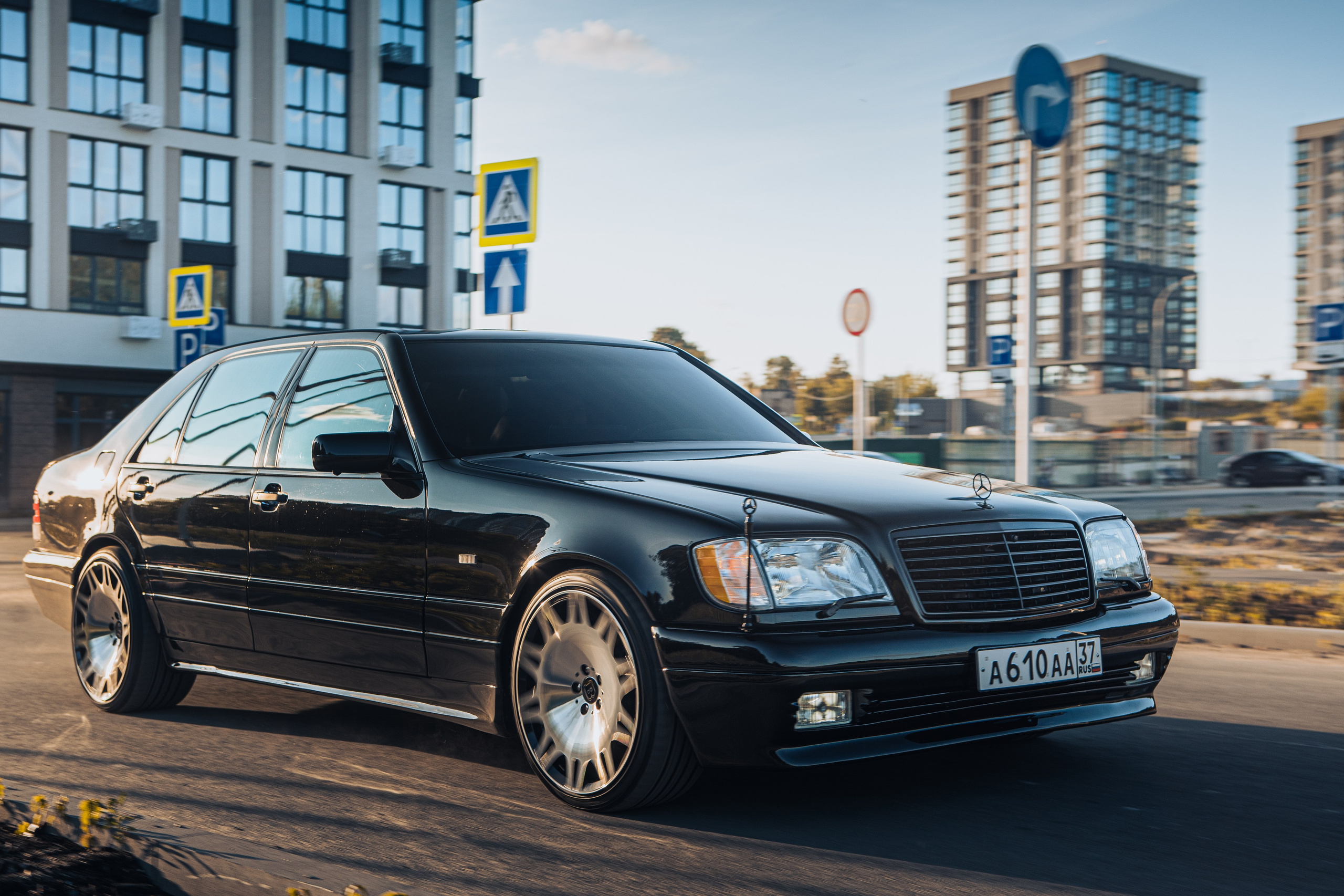 Mercedes-Benz W140. Авто Видеограф/фотограф в Иваново для Вашего бизнеса