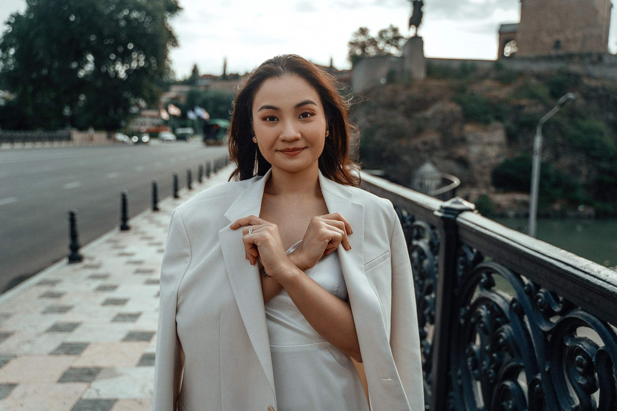 Alaeddine & Matika on the Peace Bridge in Tbilisi. Photographer Sergey Otkrytyi in Batumi & Tbilisi