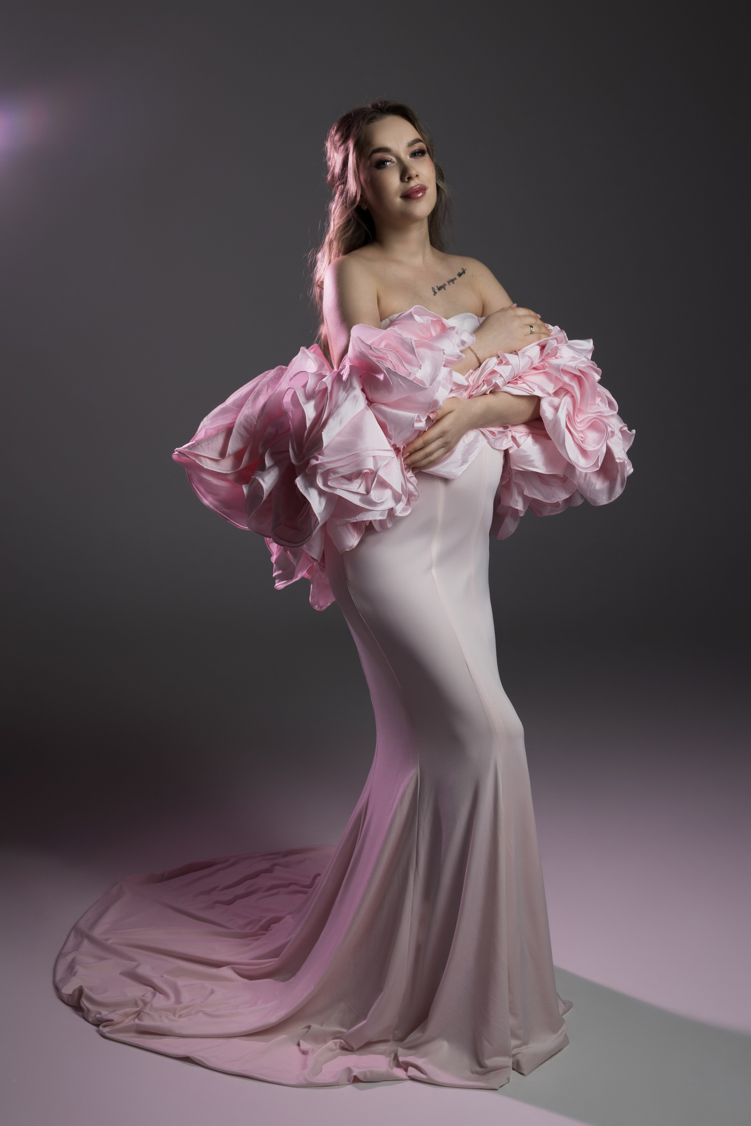 Фотосессия беременности в Красноярске — Vetaphoto. Фотограф беременности и новорожденных в Красноярске Вета Ланская