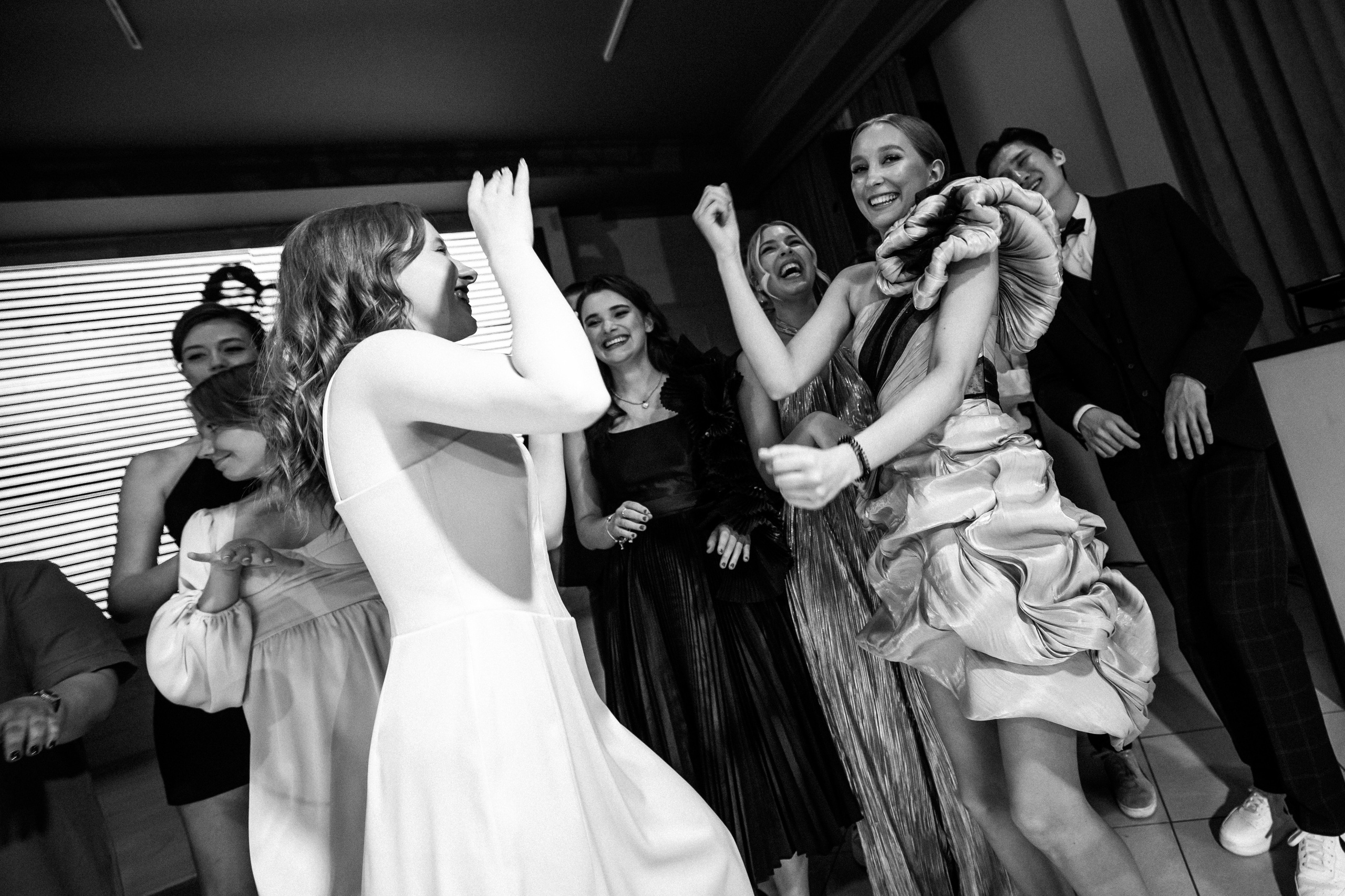 2023-06-23 Выпускной МБОУ СОШ № 10. Фотограф в Красноярске