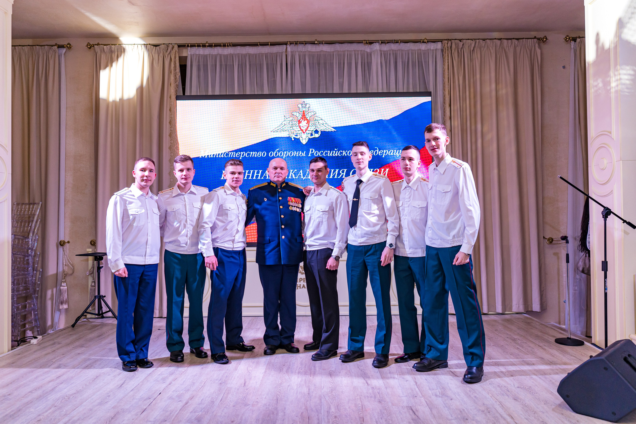 Фотосъемка выпуска военной академии и вручение дипломов