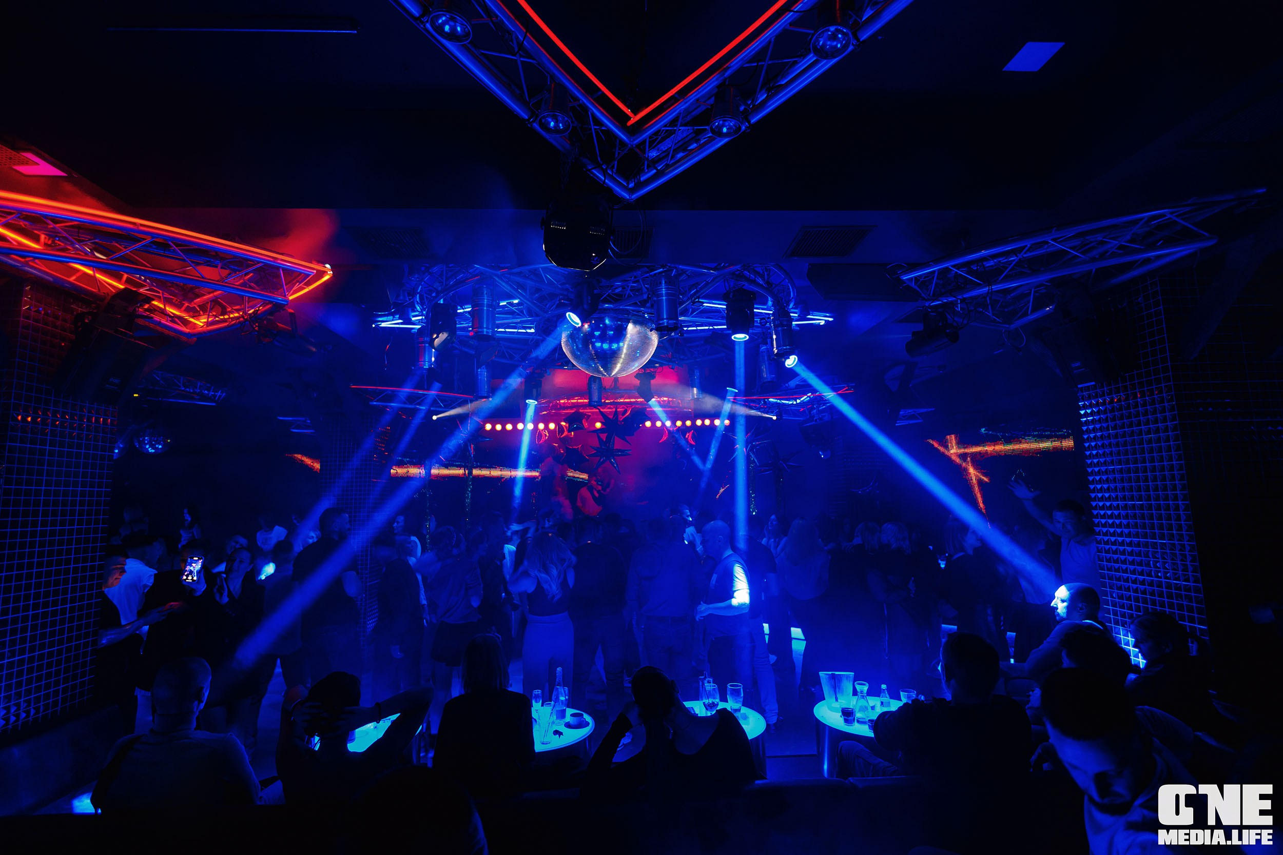 Фоторепортаж из РК Планета. One Media Life: фоторепортажи, фотоотчеты с мероприятий и заведений