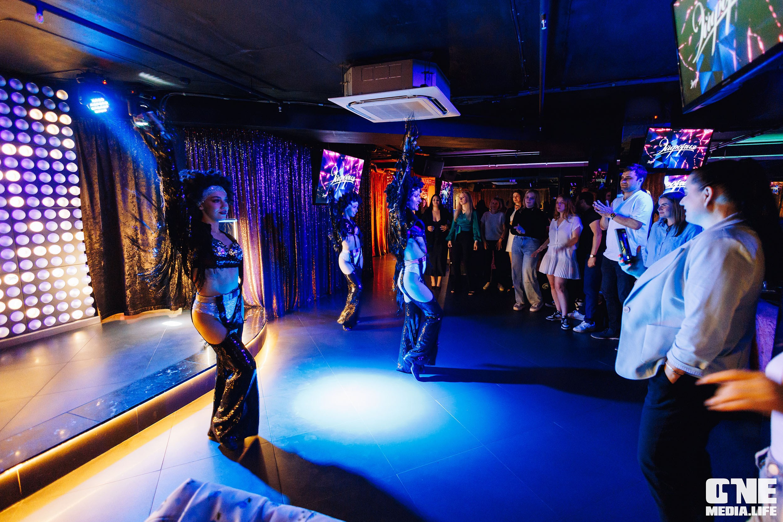 Фоторепортаж из караоке-клуба Эйфория. One Media Life: фоторепортажи, фотоотчеты с мероприятий и заведений