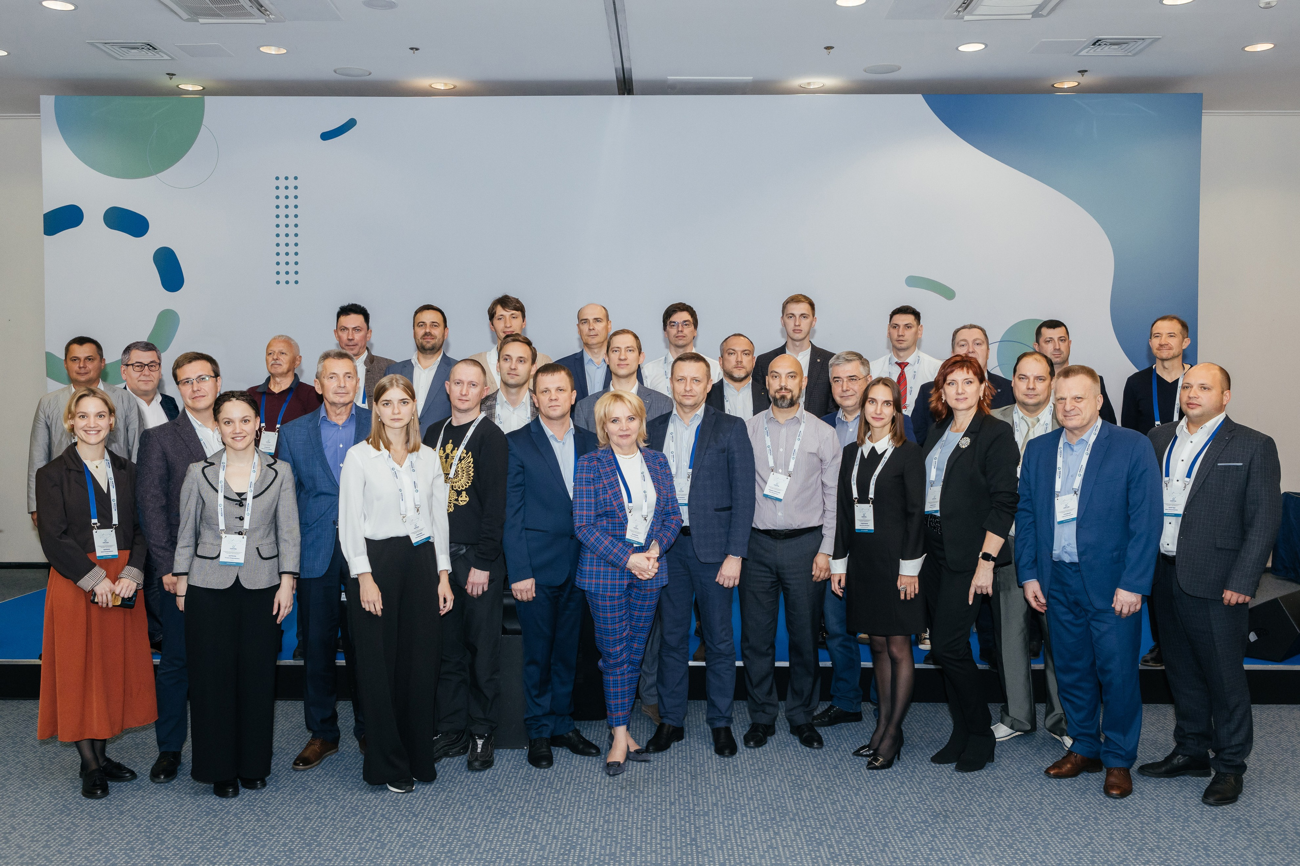 Снимал репортаж для «Газпром нефть», Газстройпром, Росатом, ОЗОН, Мегафон, ВТБ, Т-Банк, Unilever, Материа Медика Холдинг. Фотограф Serg-Epic — Сергей Клепиков