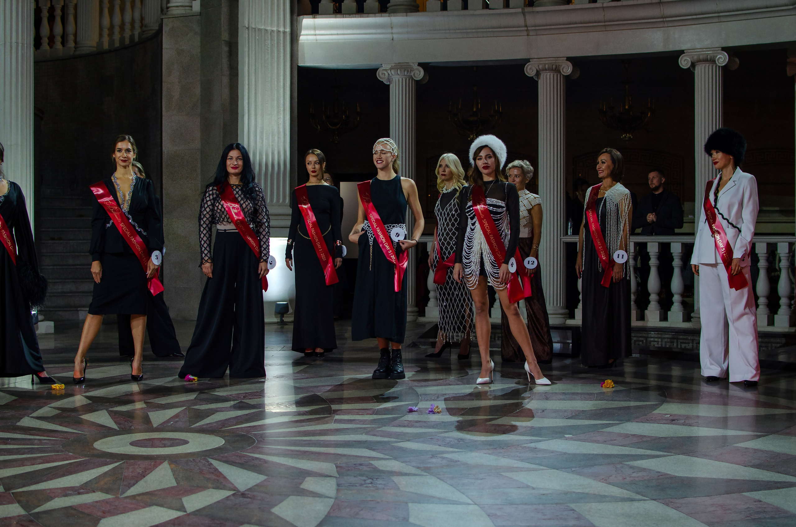 Fashion day 5. Ваш фотограф📸 на motorcycle