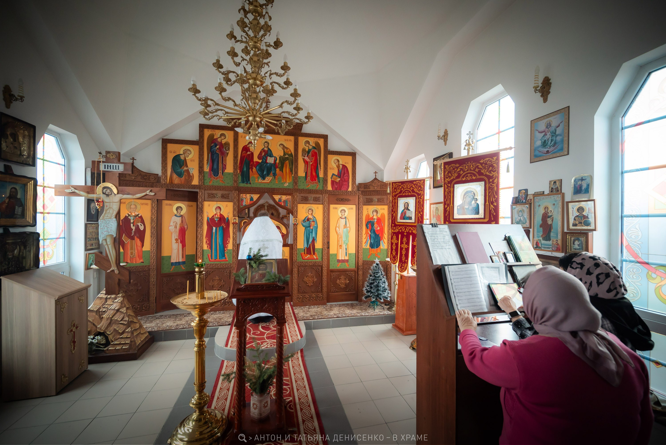 Храм Архистратига Михаила, х. Михайловский. Всенощное бдение. Антон и Татьяна Денисенко — В храме