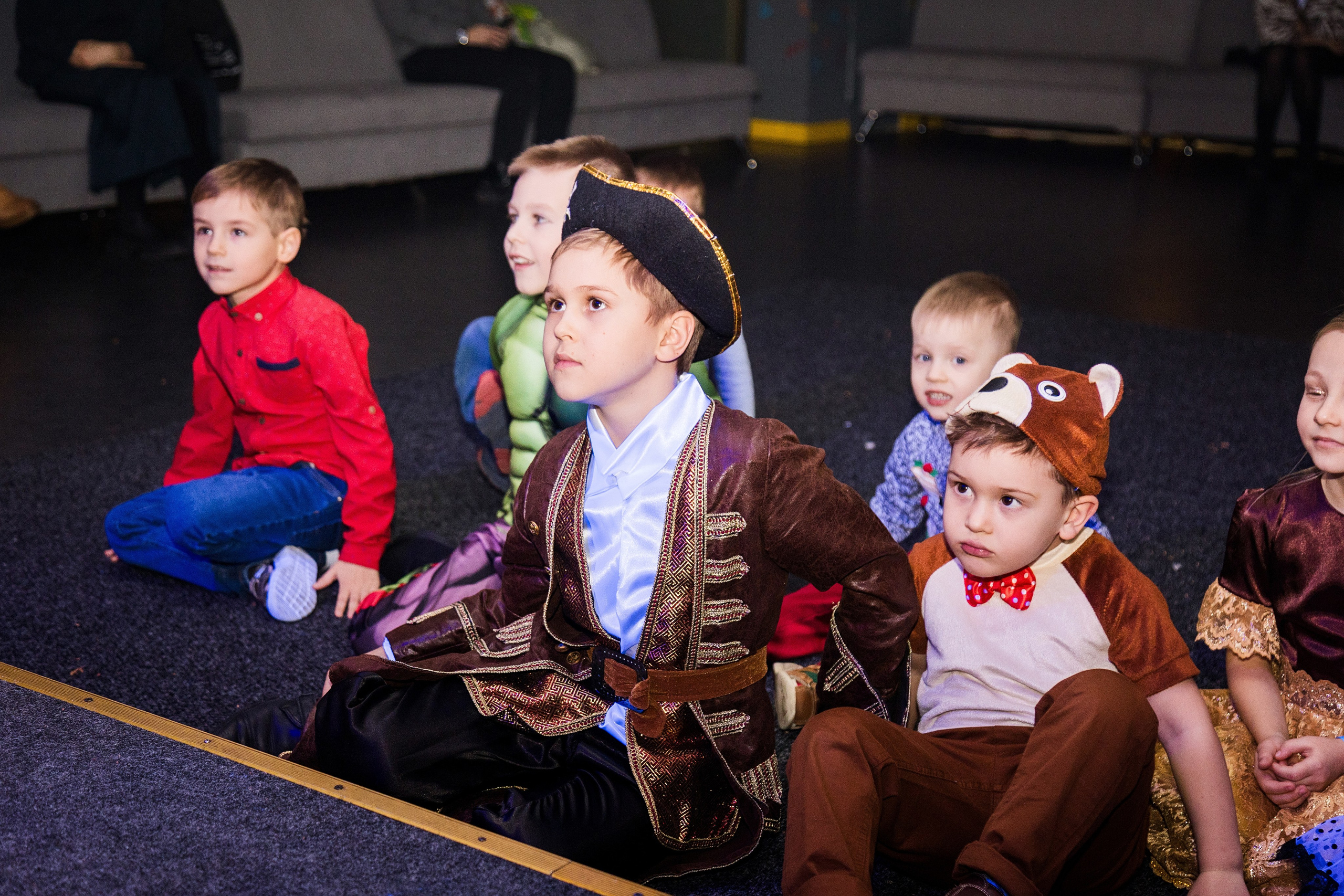 Новогодние утренники. Детский фотограф видеограф в Хабаровске Михаил Орлов