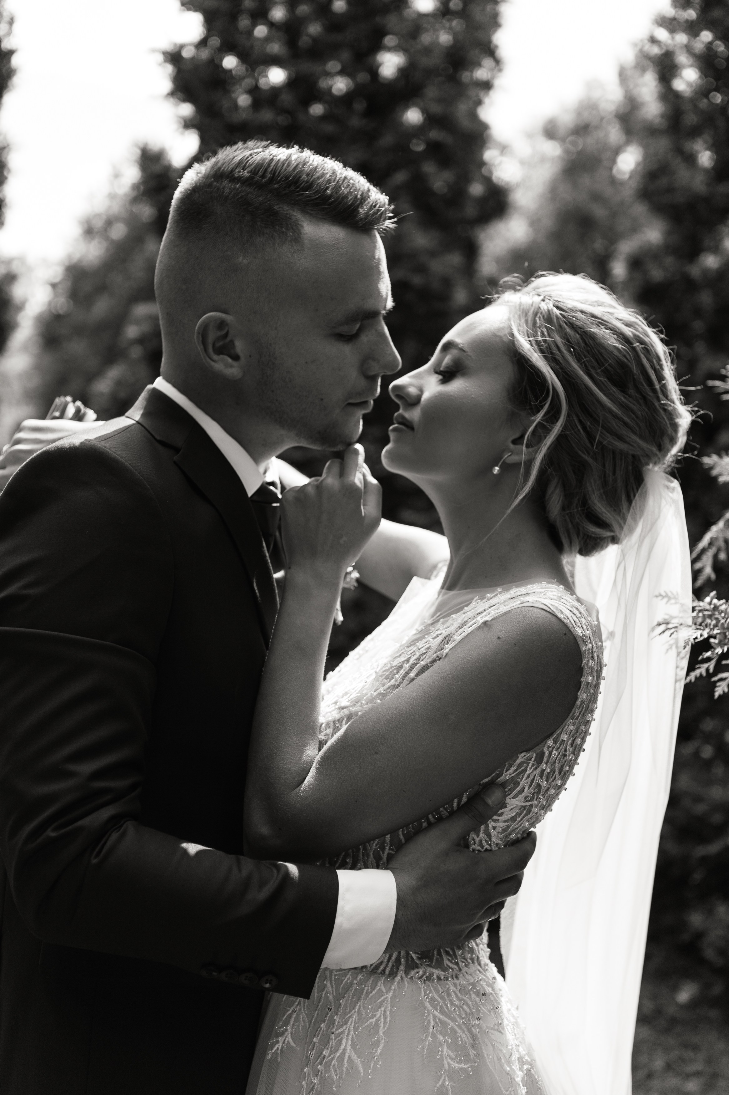 Свадебный фотограф Уфа — Руслан ГабдлисламовЖивые эмоции, красивые кадры, воспоминания на всю жизнь.Работаю по всей Республике Башкортоста. Свадебный фотограф Уфа Руслан Габдлисламов