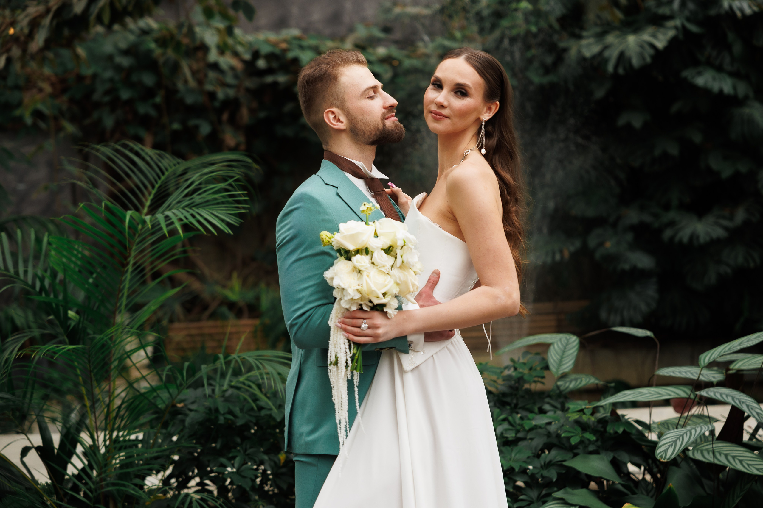 Свадебная прогулка в оранжерее. Питер. Свадебный и семейный фотограф в Москве Красинская Мария