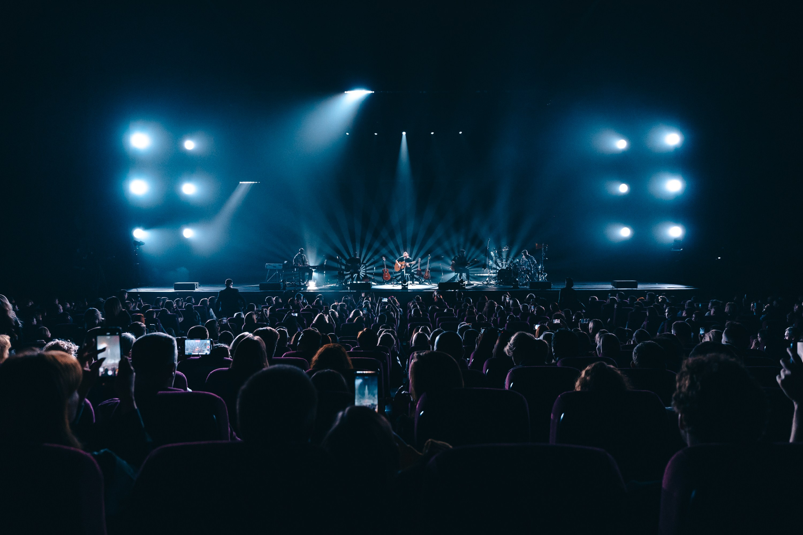 Звери. Магия музыки в кадре: Концертная Фотография