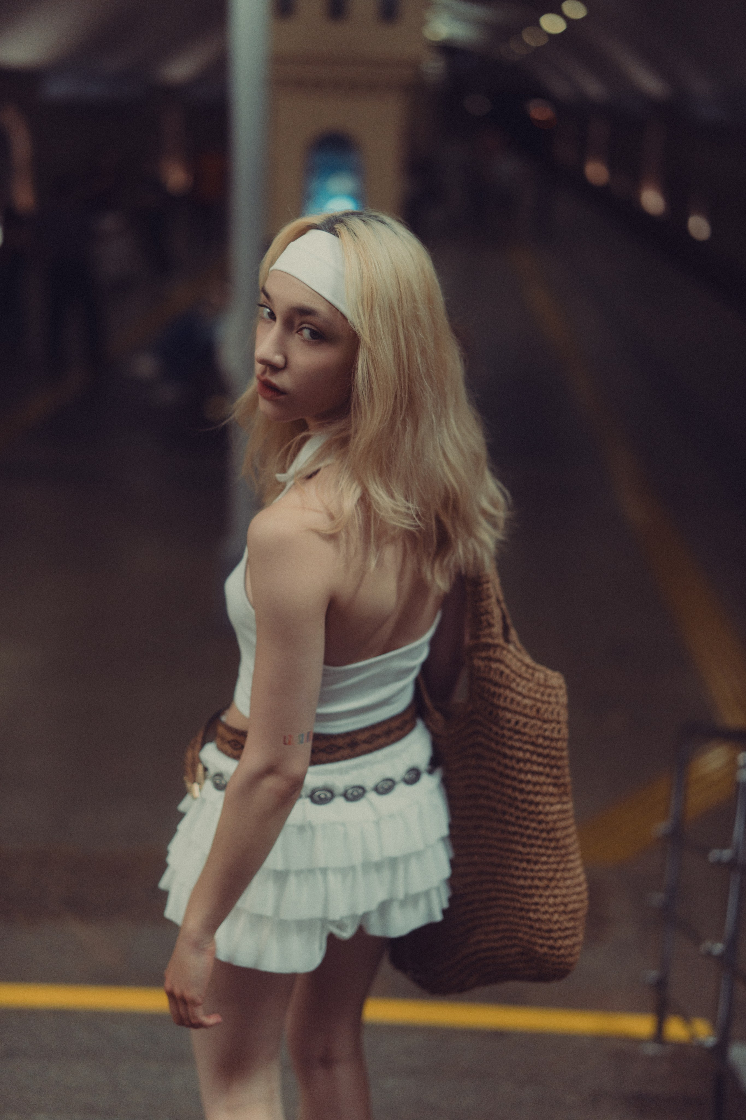 Women's street photo shoot in Kazan - Anton Avanzato