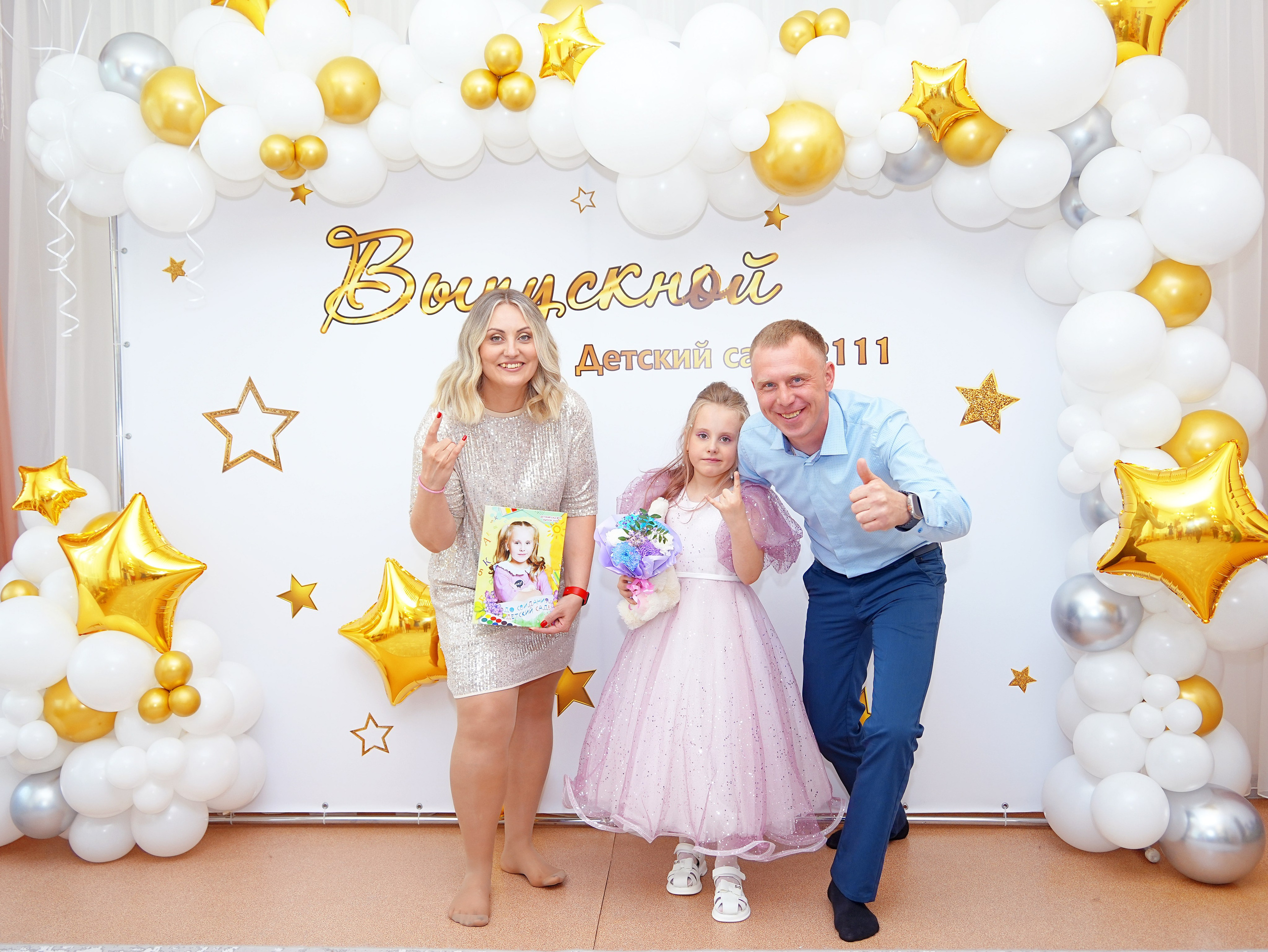 Фотосъемка видеосъёмка фотограф видеооператор новогодних утренников  в. Фотограф, видеооператор Нина Коршунова