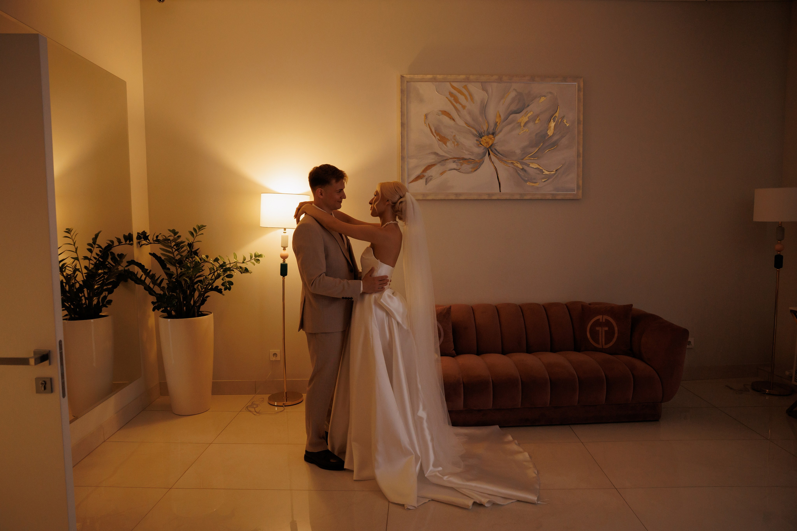 Отель «Милан», Шипиловский ЗАГС, прогулка в парке Царицыно. Свадебный и репортажный фотограф (Москва, Королев и другие)