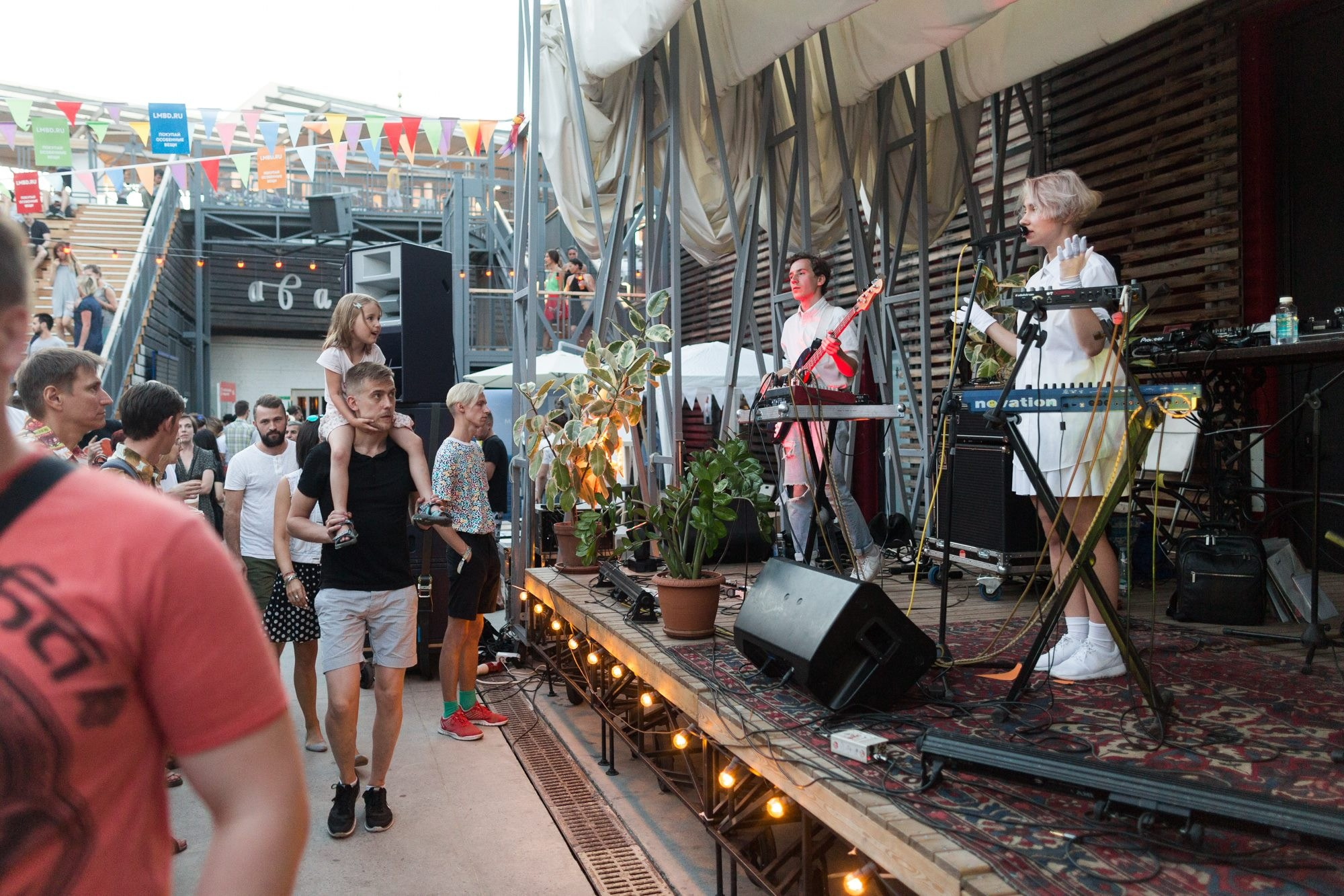 17 июля 2016 на Стрелке / фото Егор Слизяк. Фотоотчеты «Ламбада-маркета»
