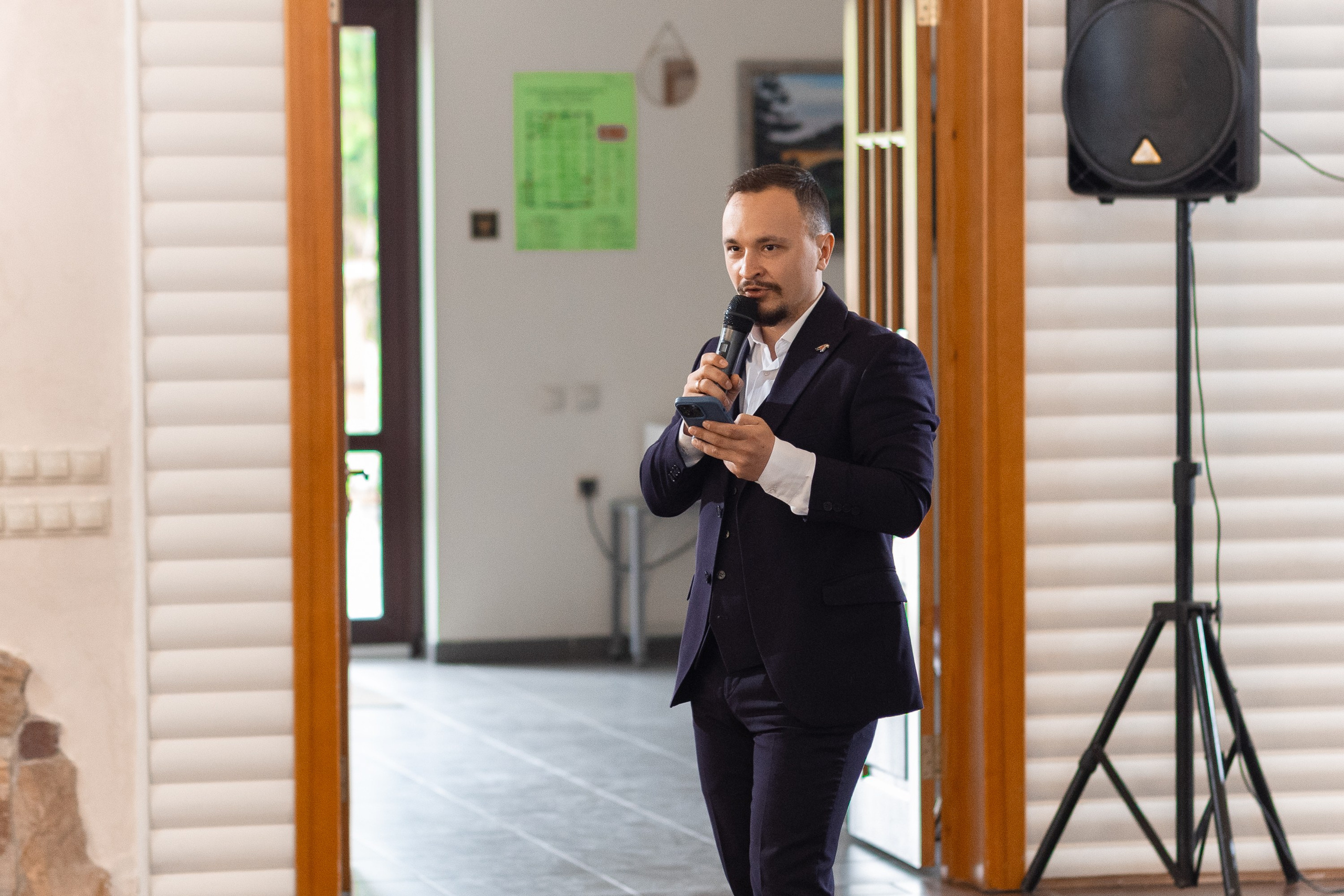 Профессиональный фотограф на выездные мероприятия и тимбилдинги Андрей Алексеев