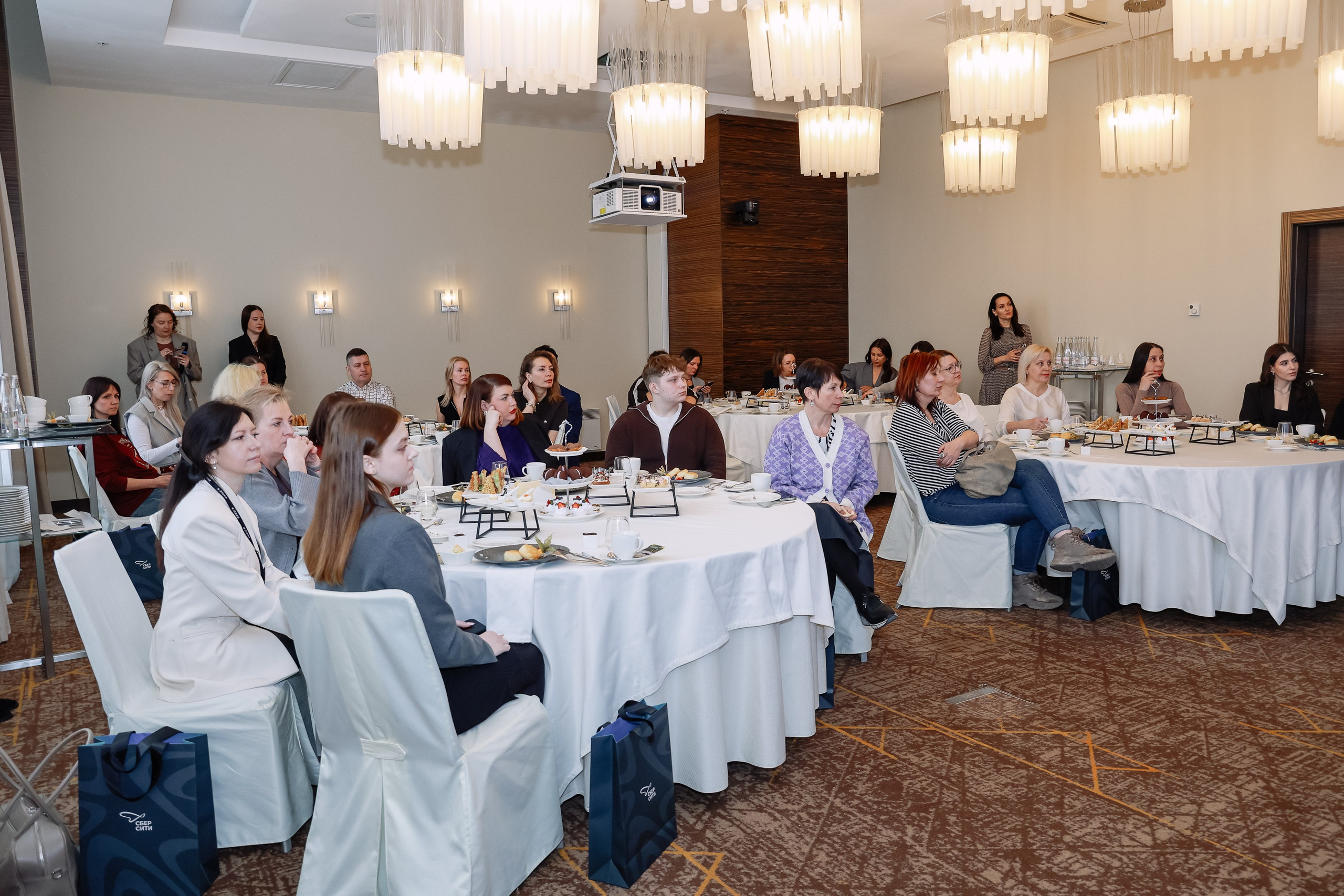 Презентация СБЕР СИТИ. Фотограф Юлия Мальцева