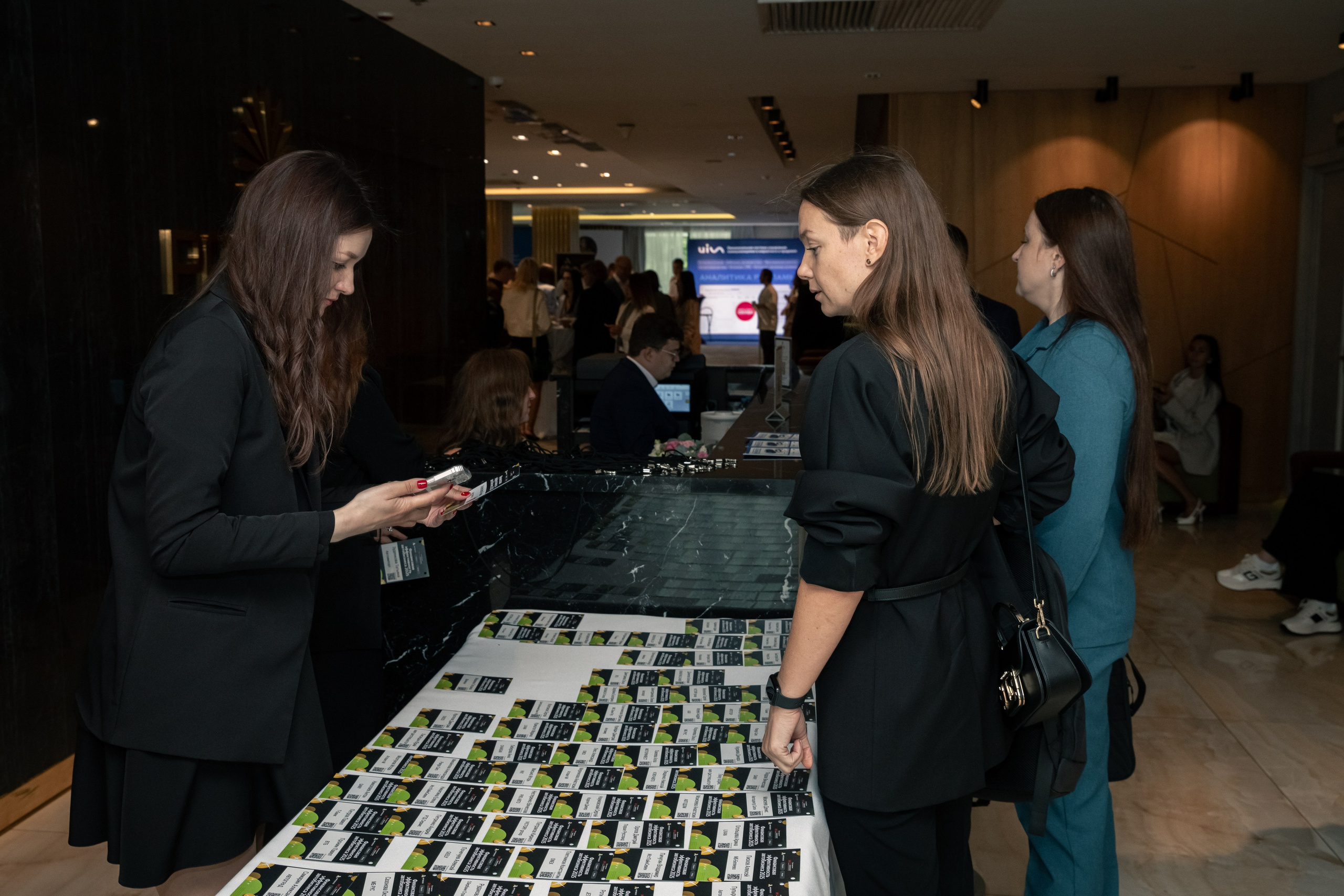 АВТОБОСС | Лекция Финансовая Эффективность Автобизнеса 2025. Фотограф брендов и бизнеса в Москве Алексей Сентюрин