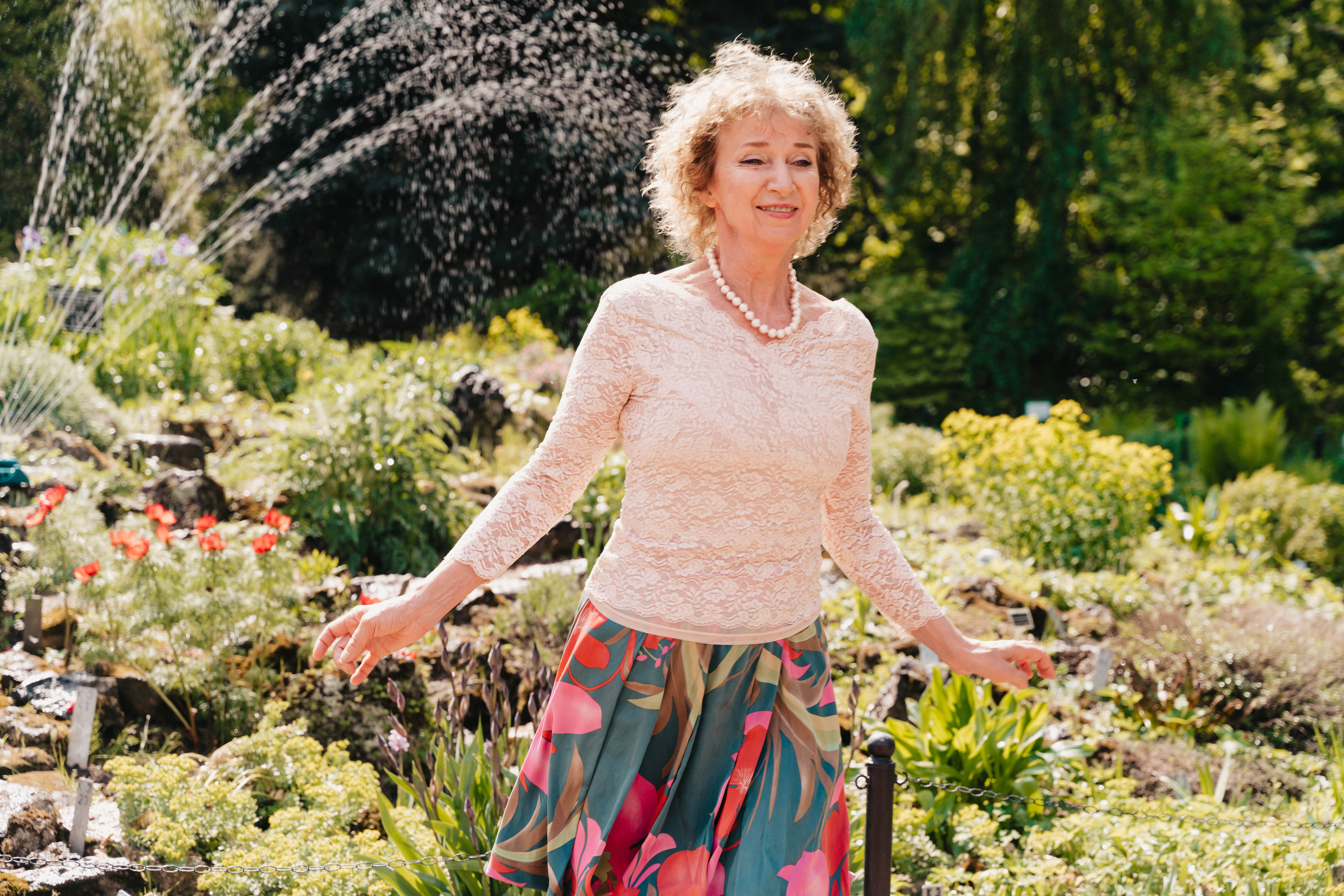 Легкий красивый портрет для женщины в возрасте.